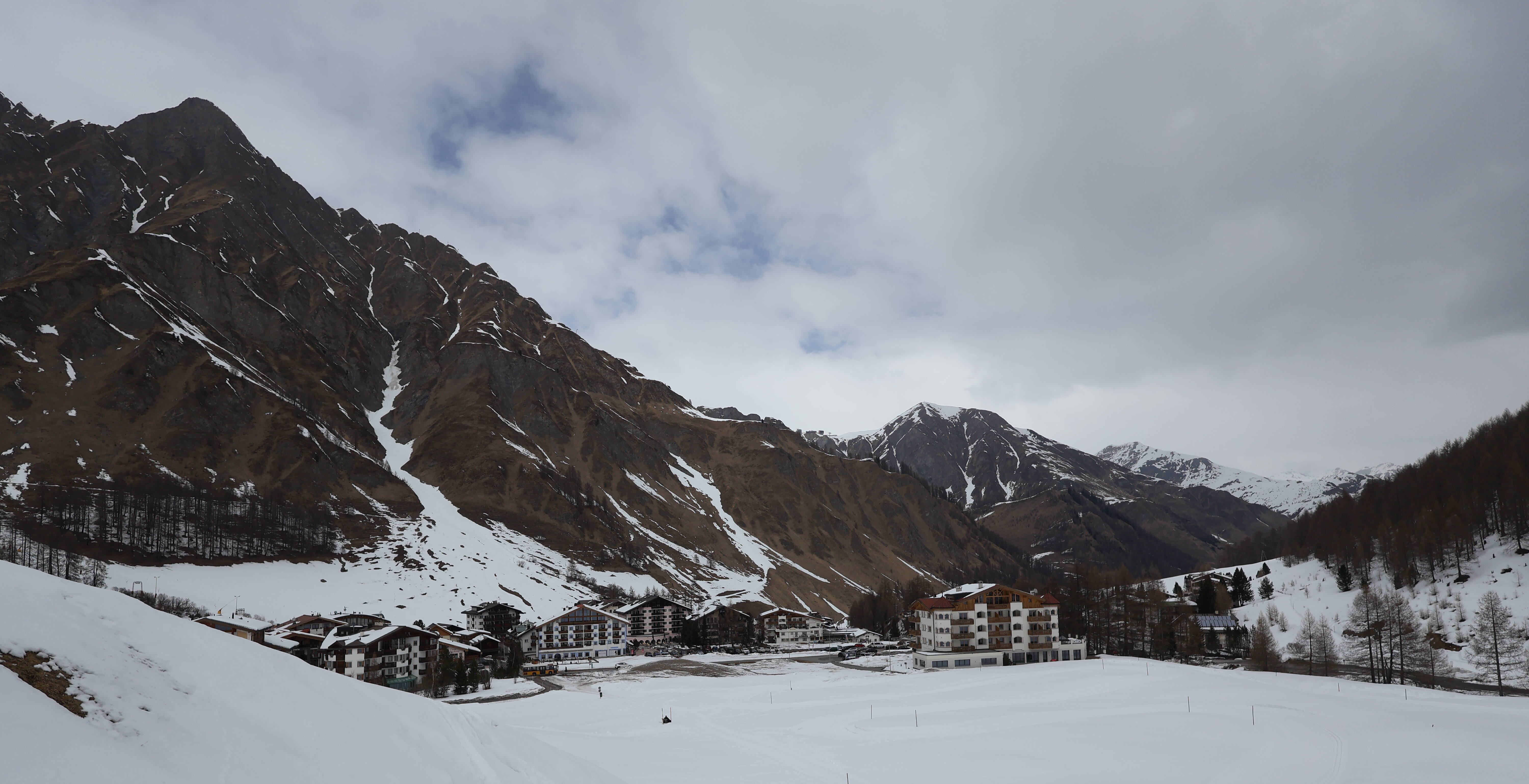 Archiv Foto Webcam Samnaun: Blick auf das Dorf