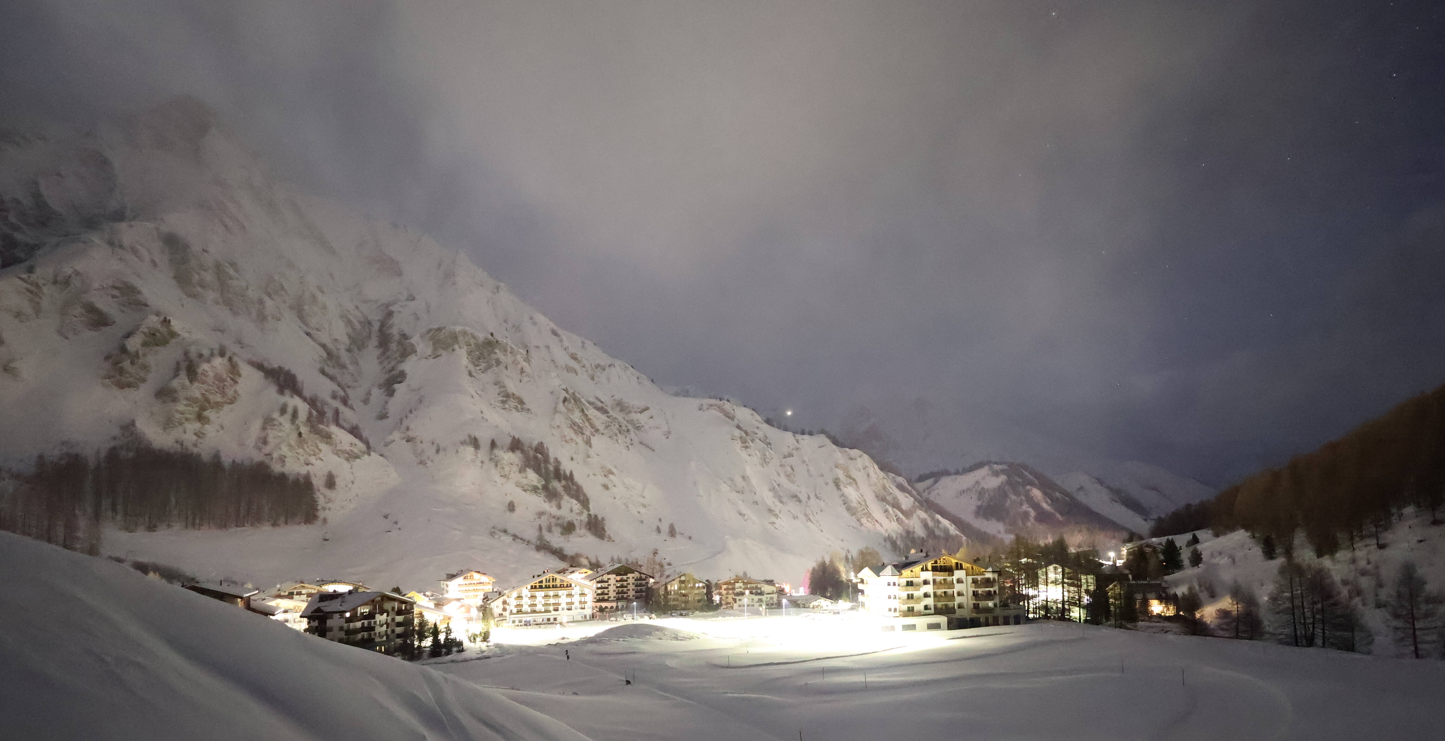 Archived image Webcam Samnaun: Village View