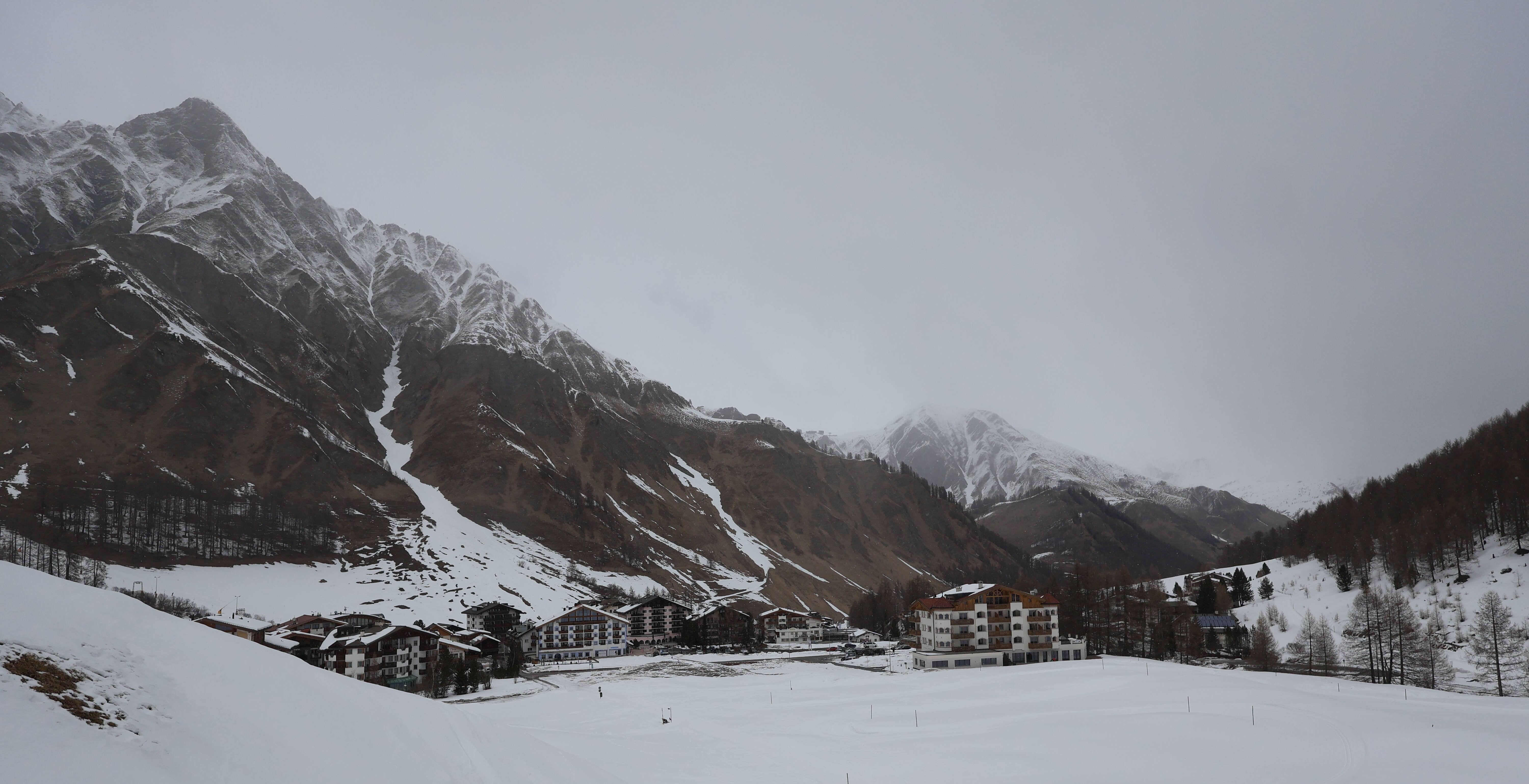 Archiv Foto Webcam Samnaun: Blick auf das Dorf