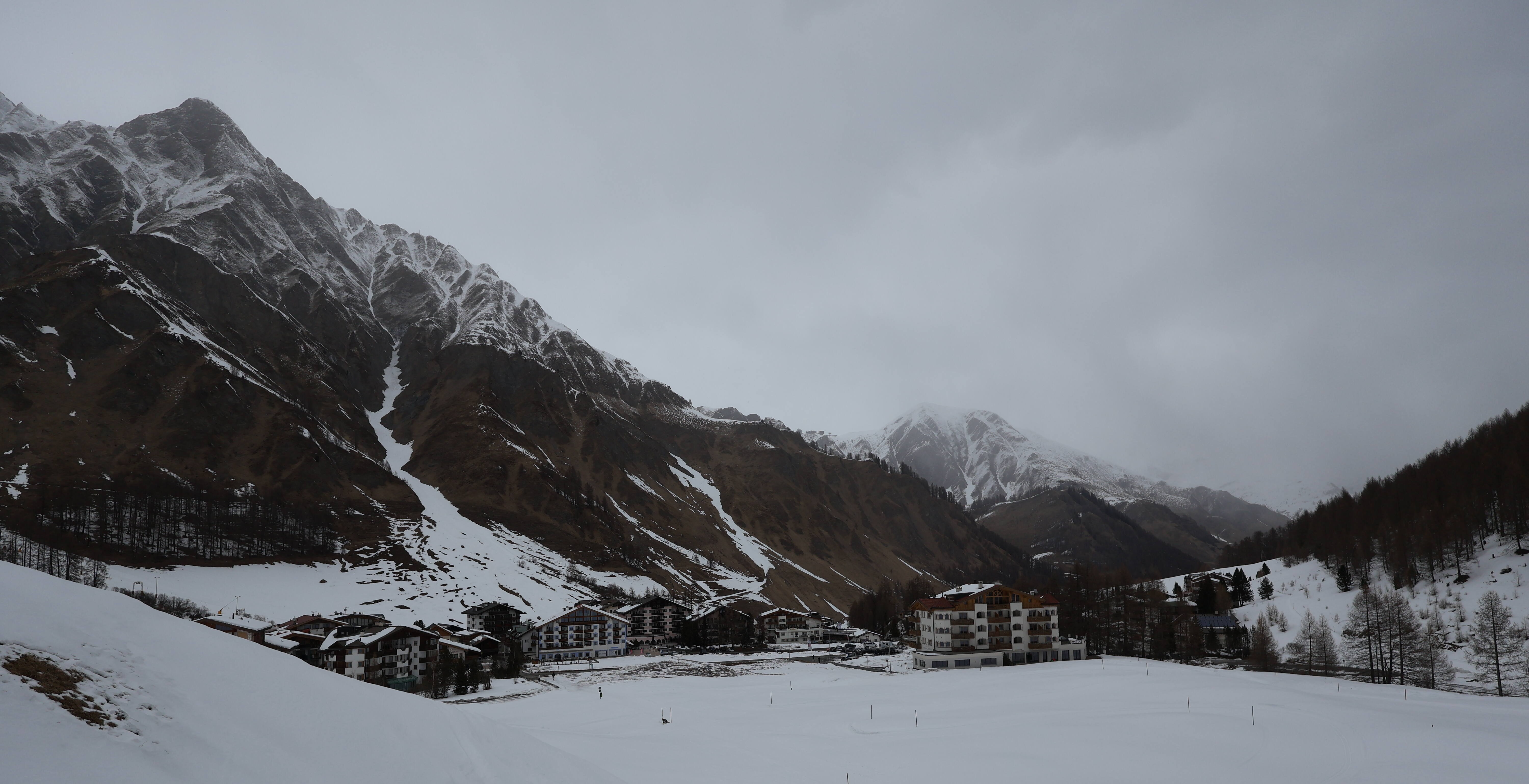 Archiv Foto Webcam Samnaun: Blick auf das Dorf