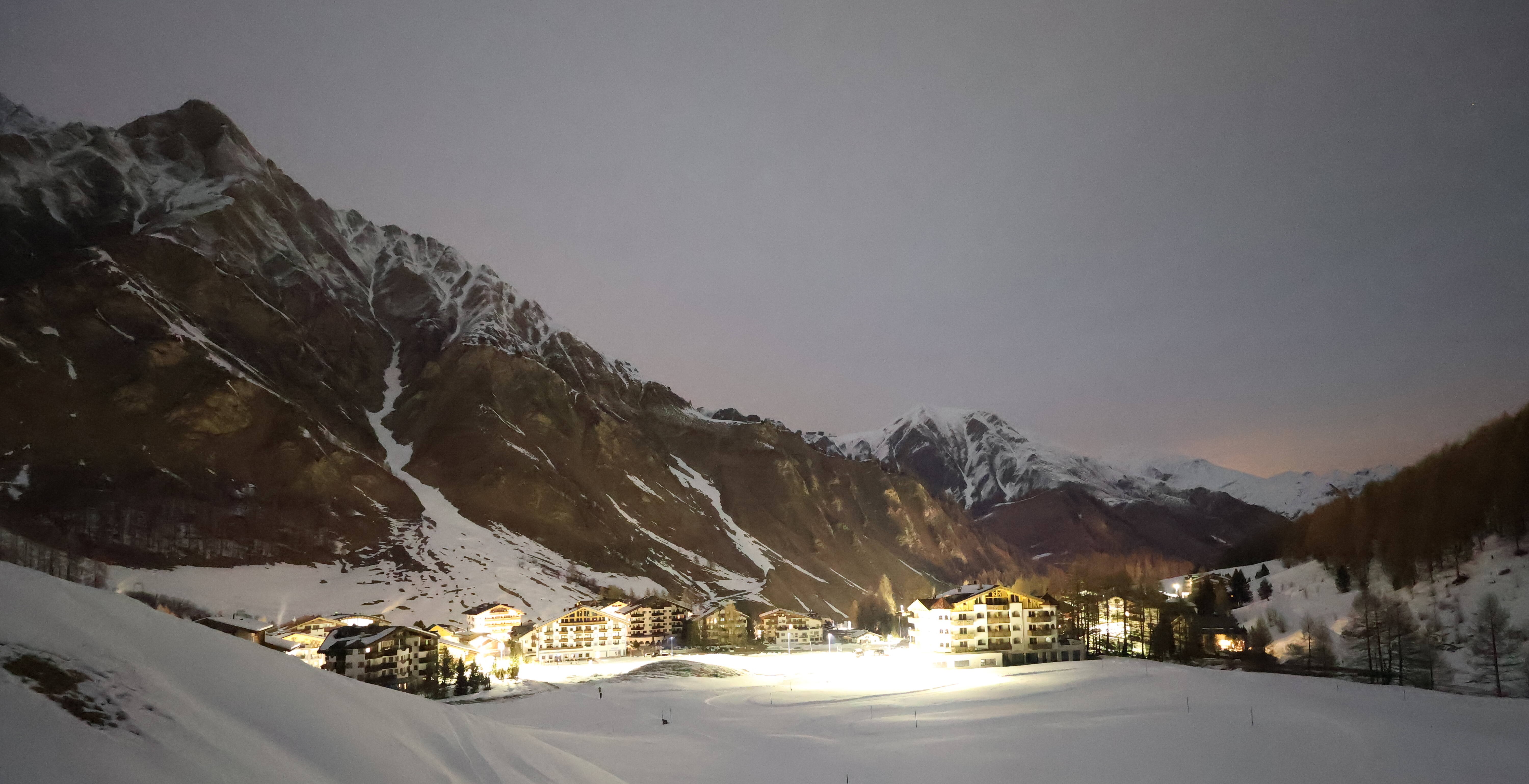 Archiv Foto Webcam Samnaun: Blick auf das Dorf