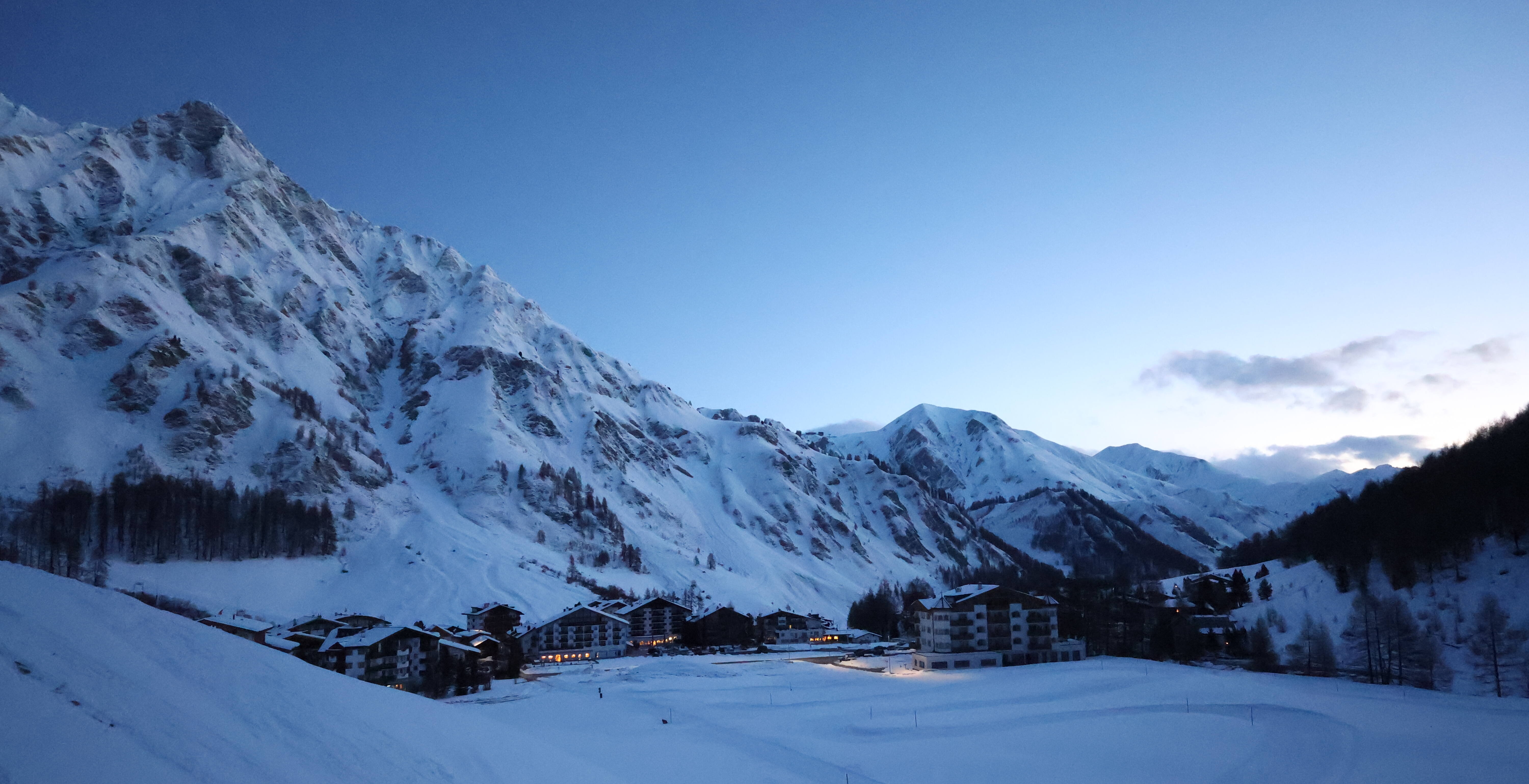 Archiv Foto Webcam Samnaun: Blick auf das Dorf