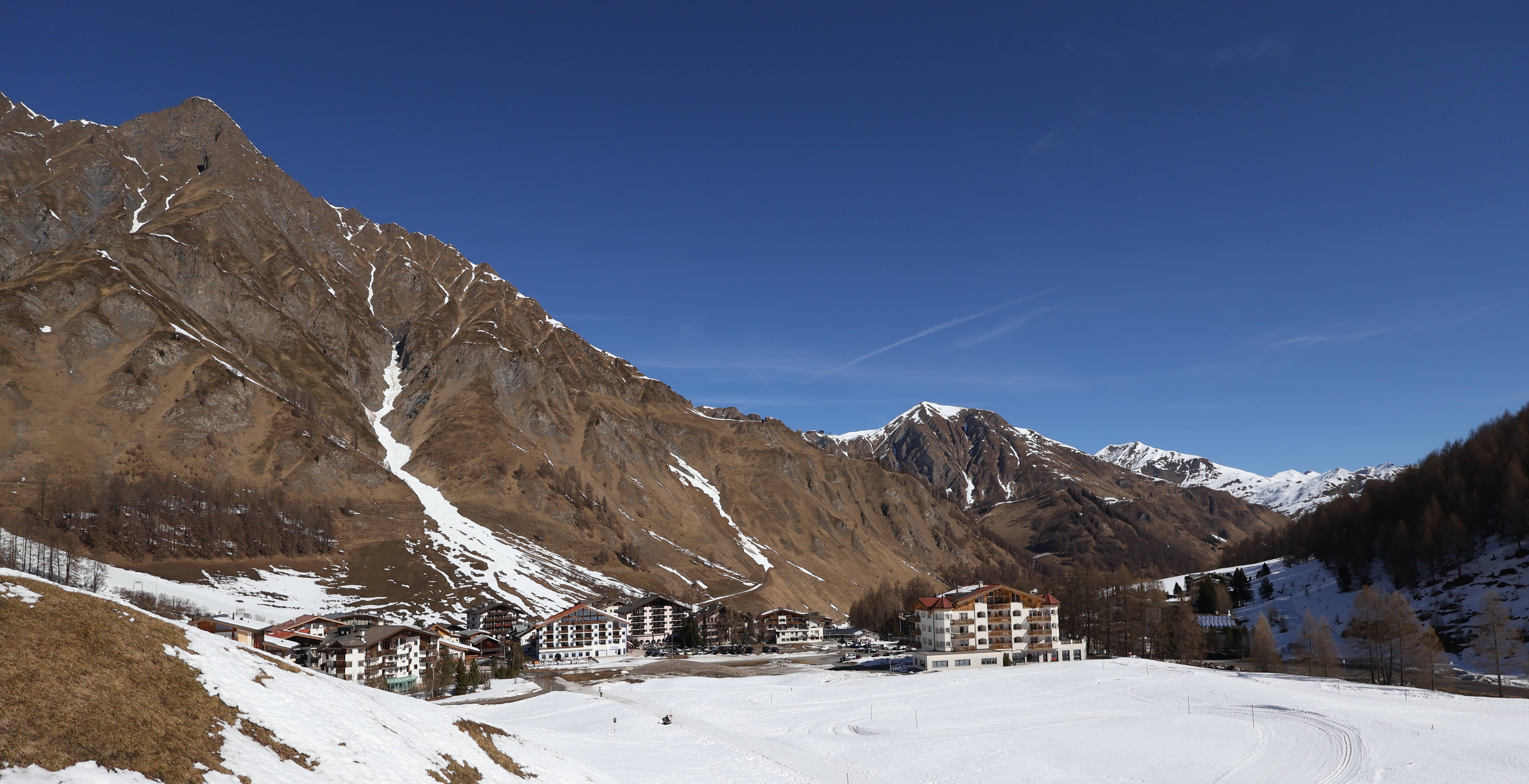 Archived image Webcam Samnaun: Village View