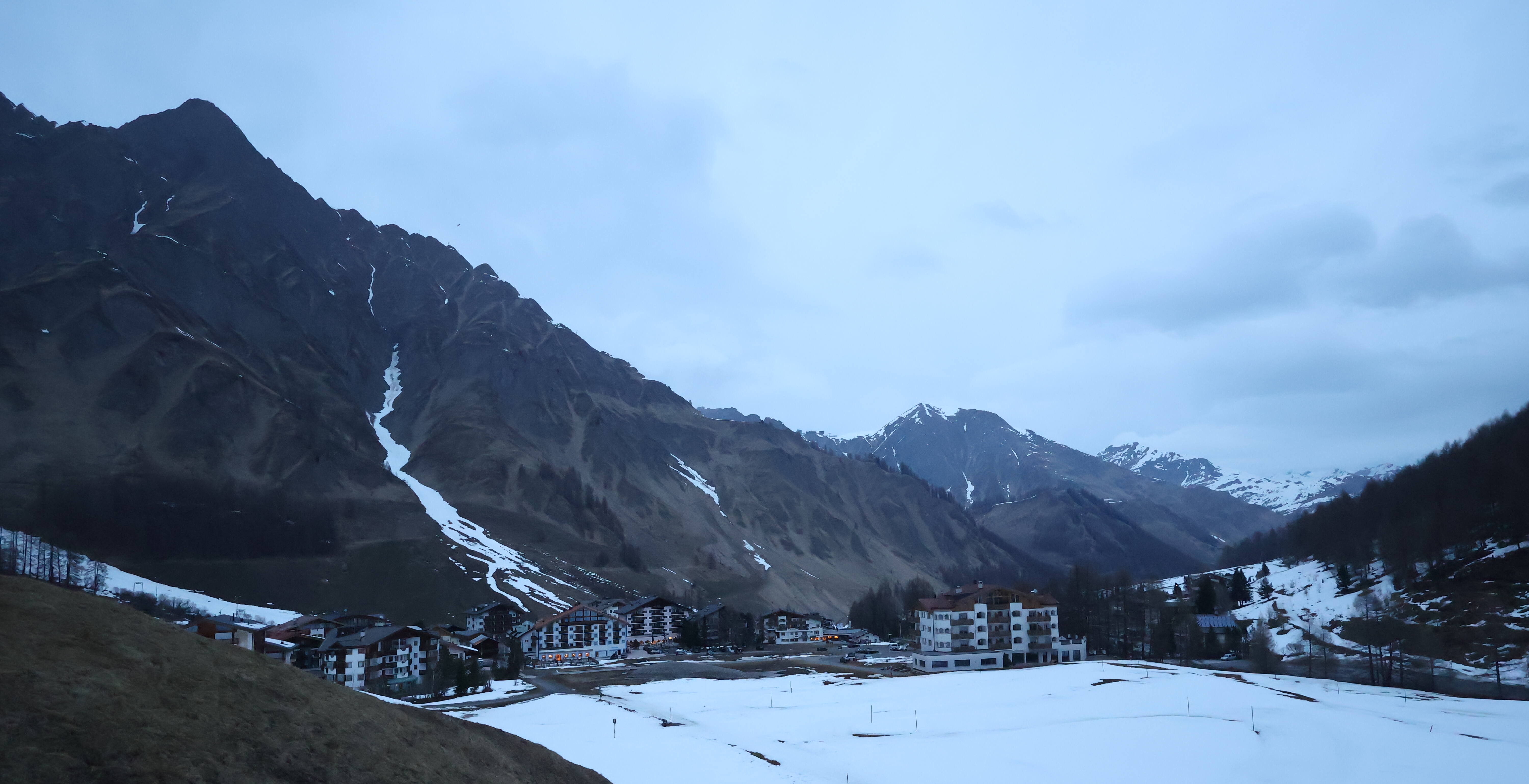 Archived image Webcam Samnaun: Village View