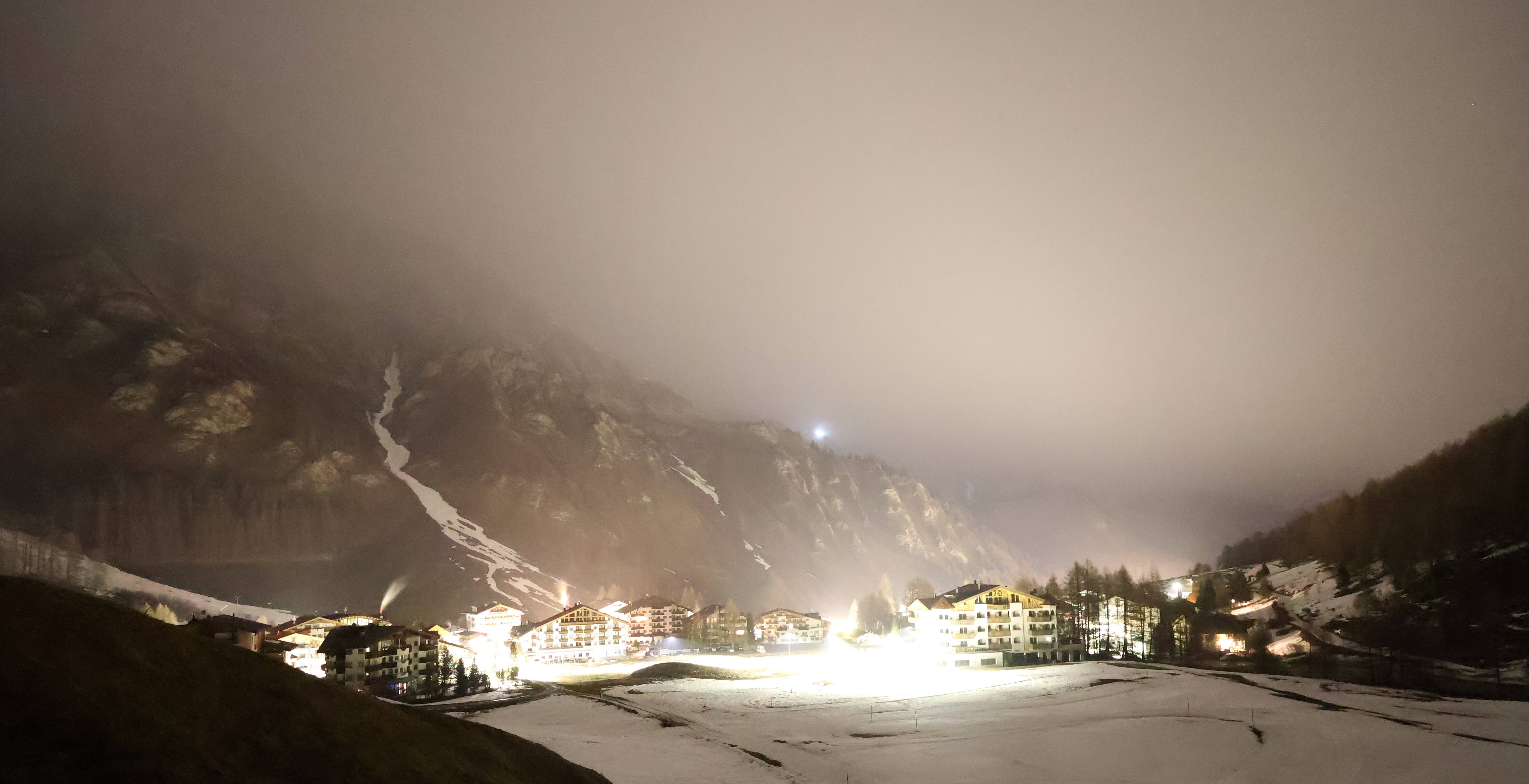 Archived image Webcam Samnaun: Village View