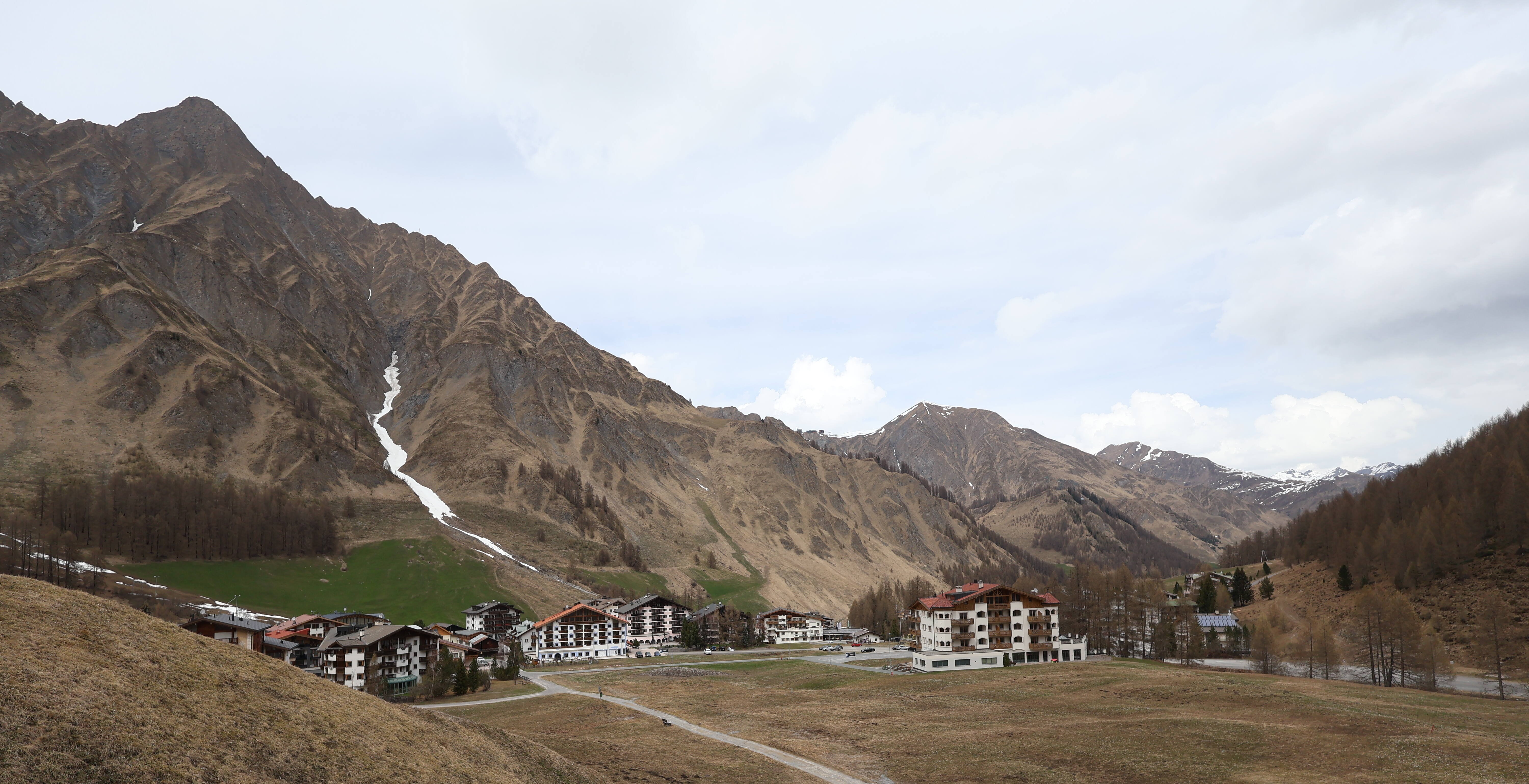 Archiv Foto Webcam Samnaun: Blick auf das Dorf