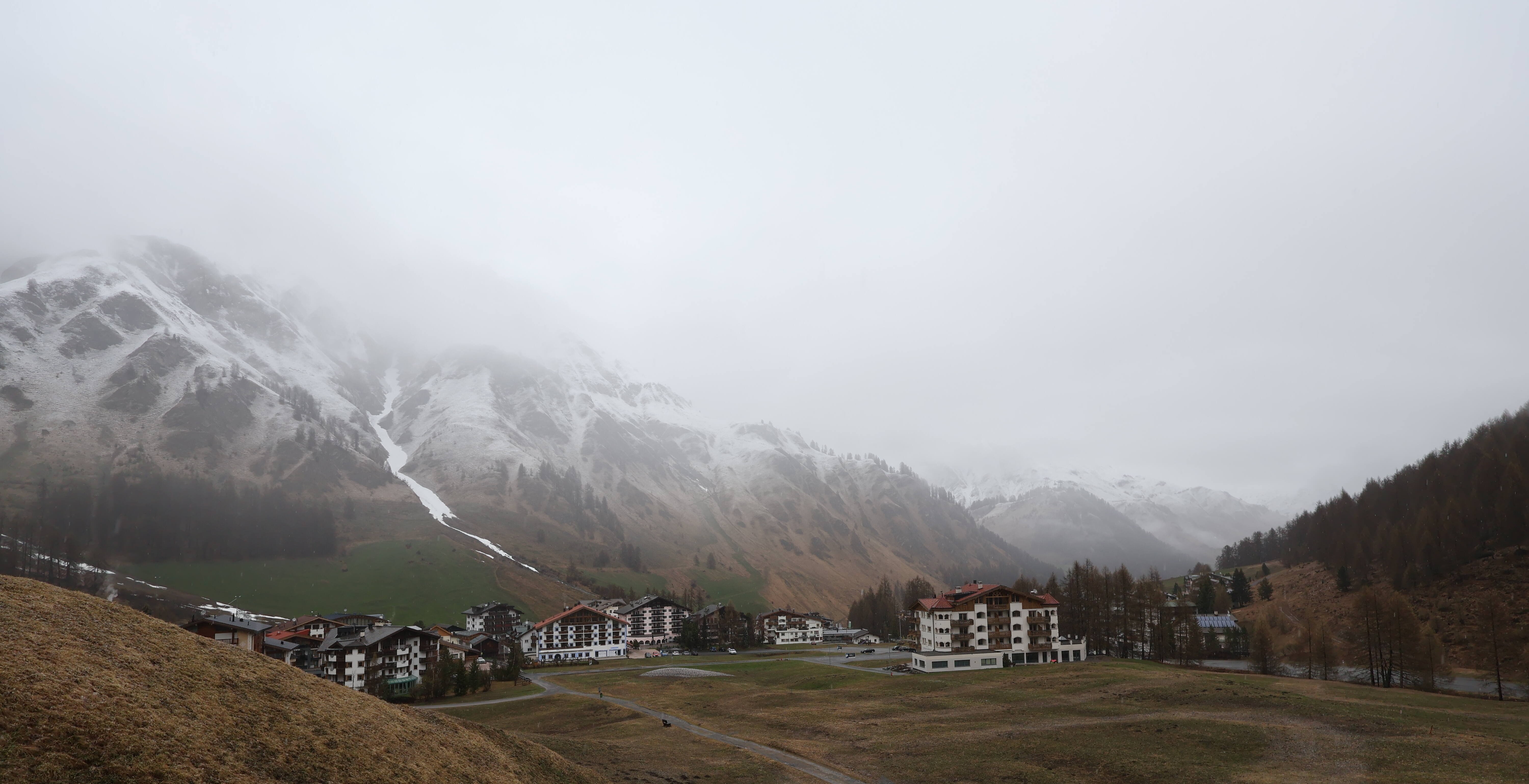 Archiv Foto Webcam Samnaun: Blick auf das Dorf