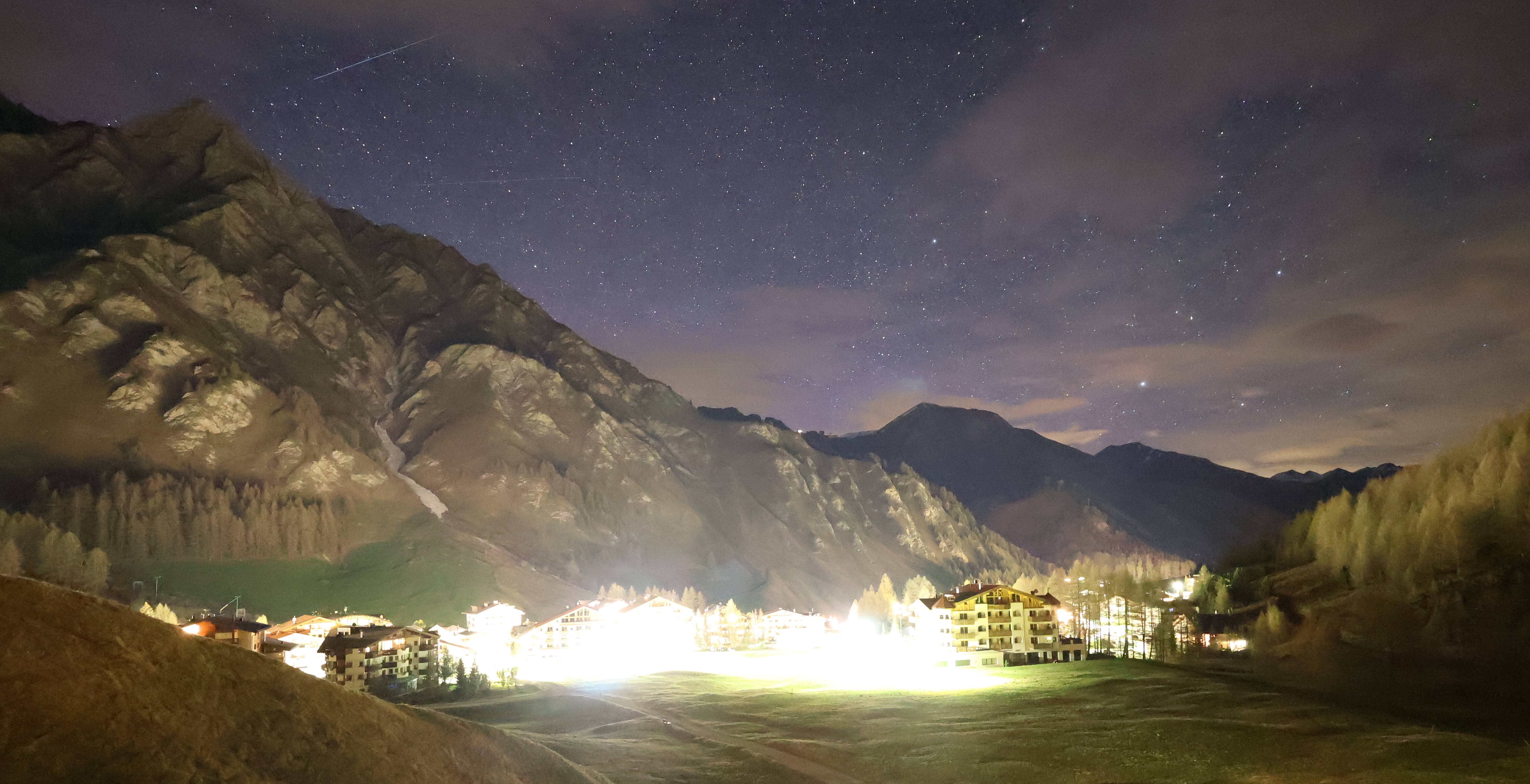 Archived image Webcam Samnaun: Village View