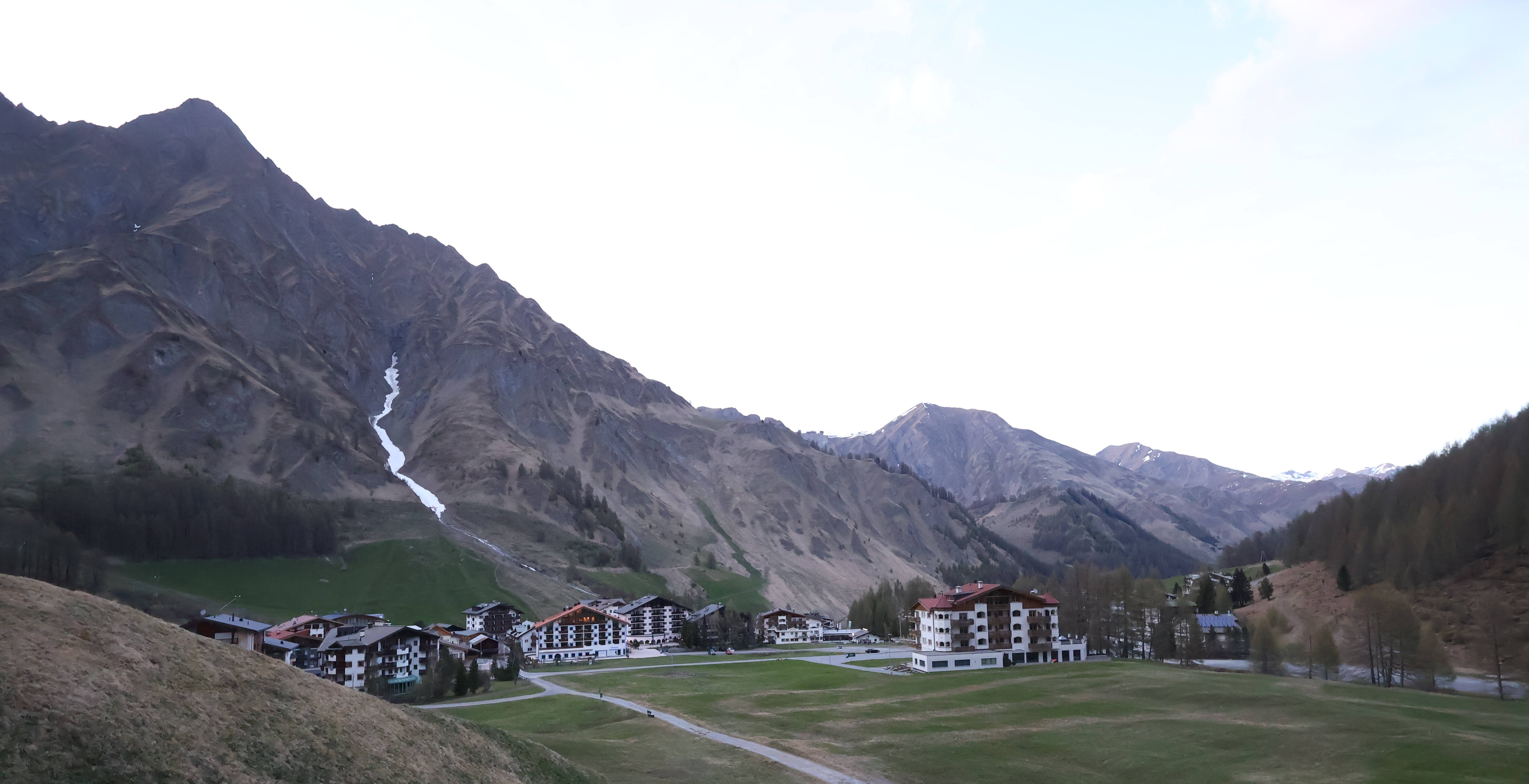 Archiv Foto Webcam Samnaun: Blick auf das Dorf