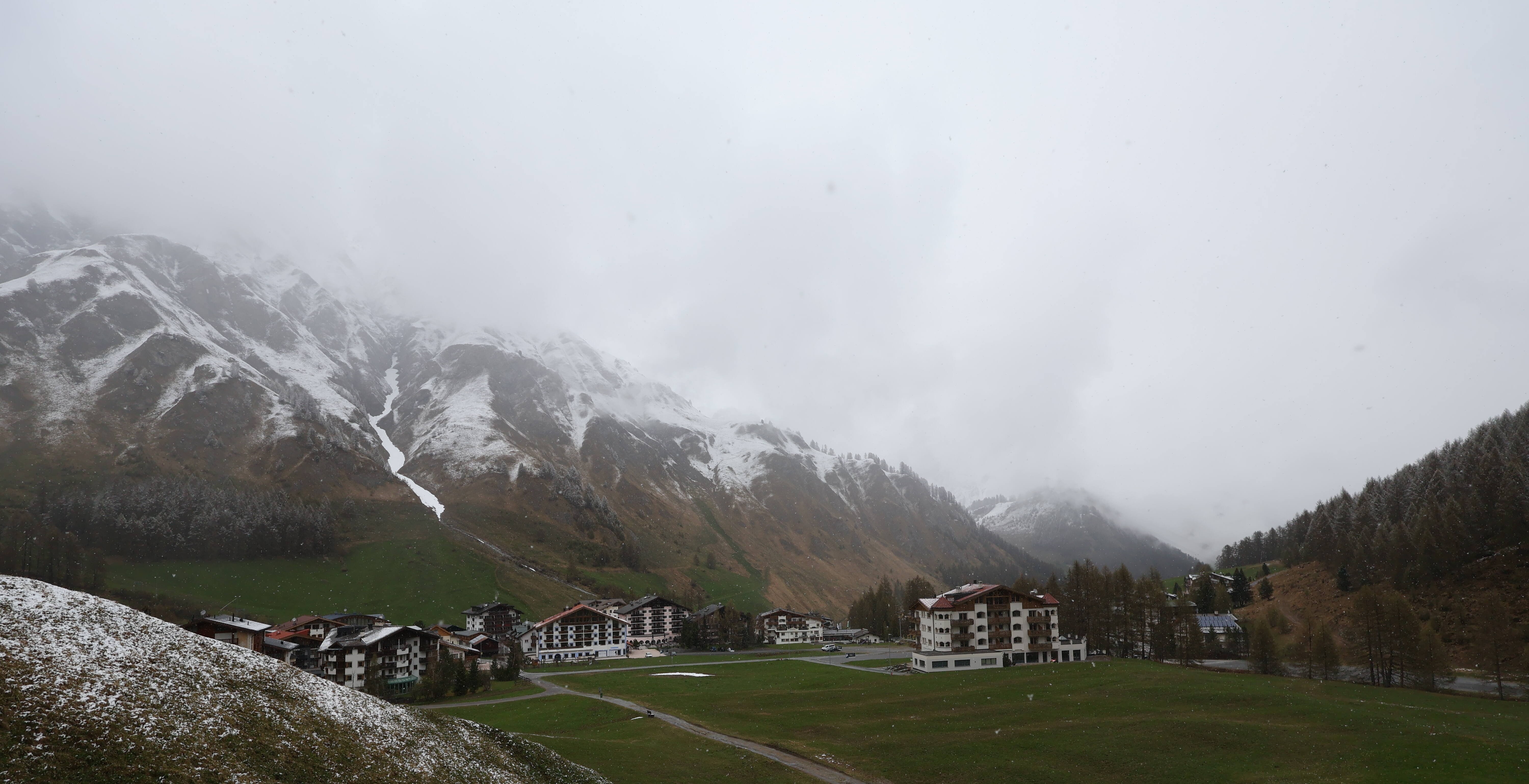 Archived image Webcam Samnaun: Village View
