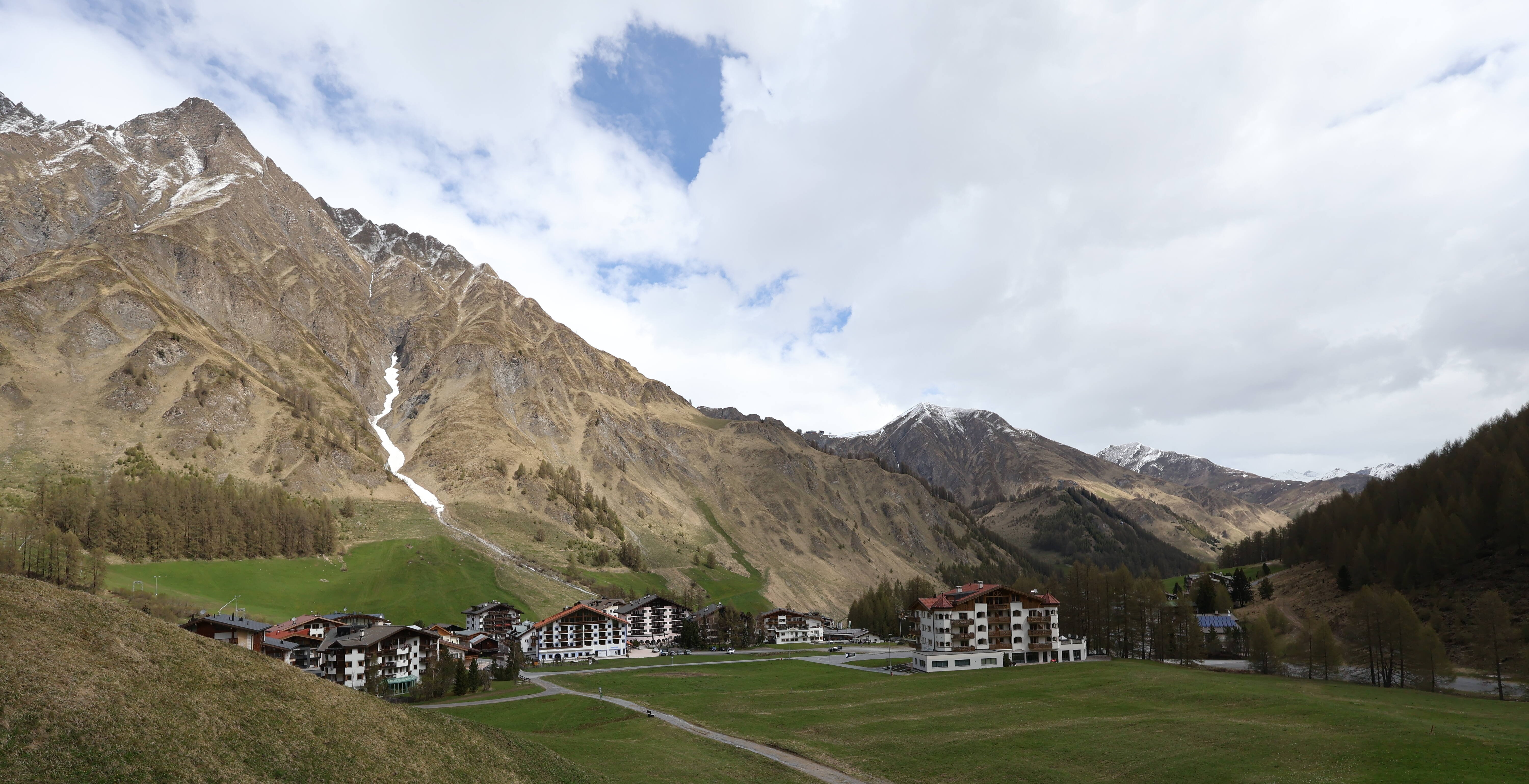 Archiv Foto Webcam Samnaun: Blick auf das Dorf