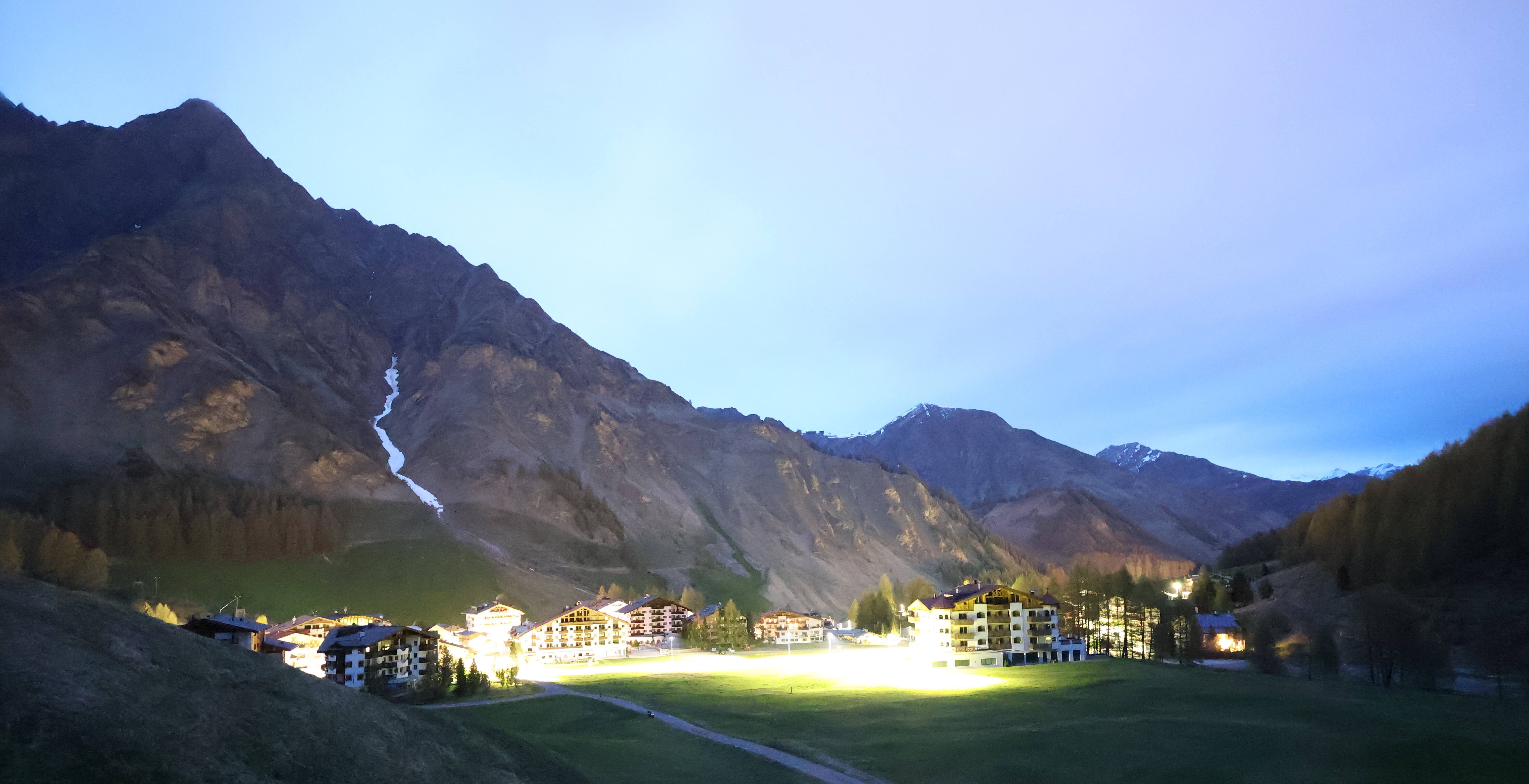 Archived image Webcam Samnaun: Village View