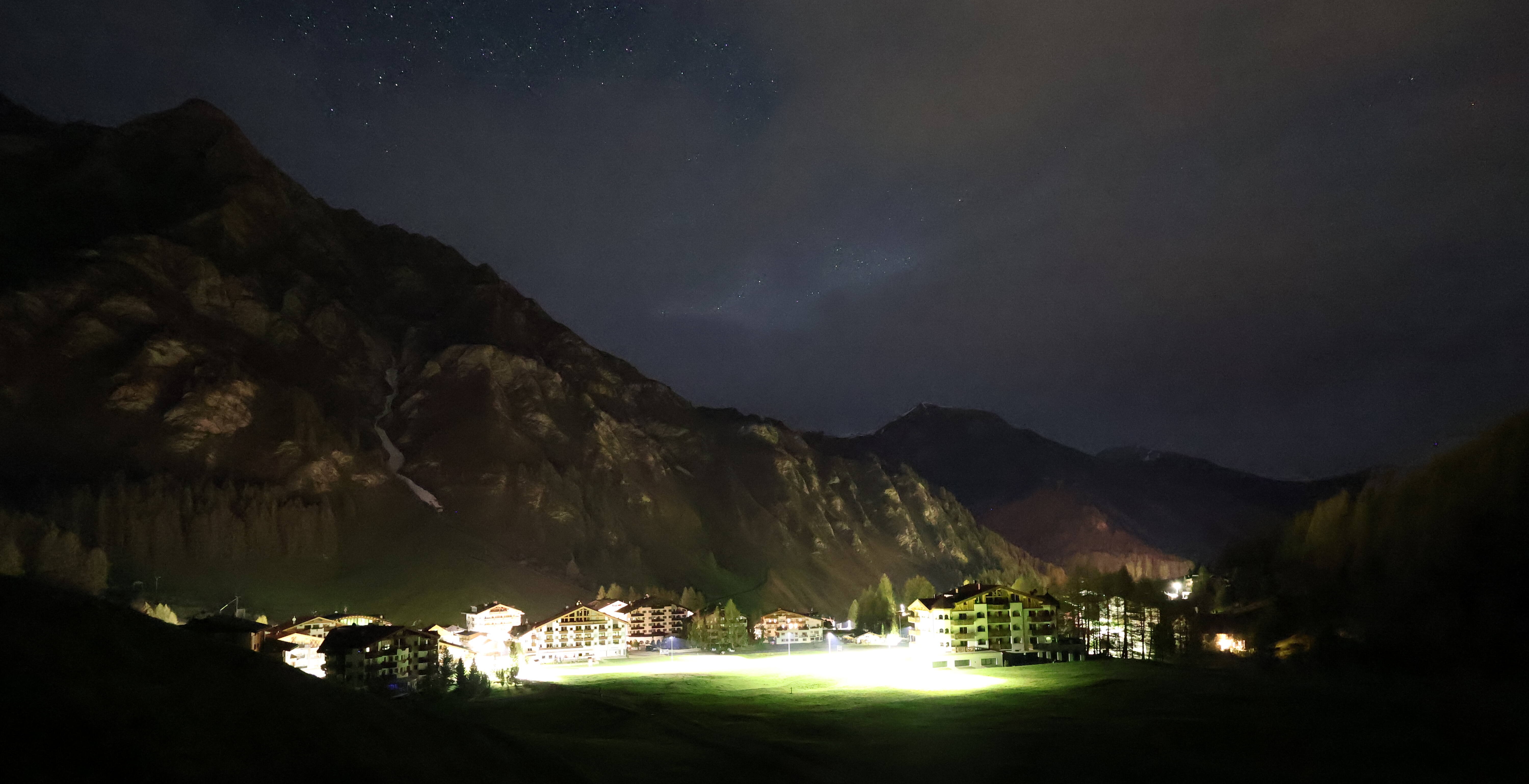 Archived image Webcam Samnaun: Village View