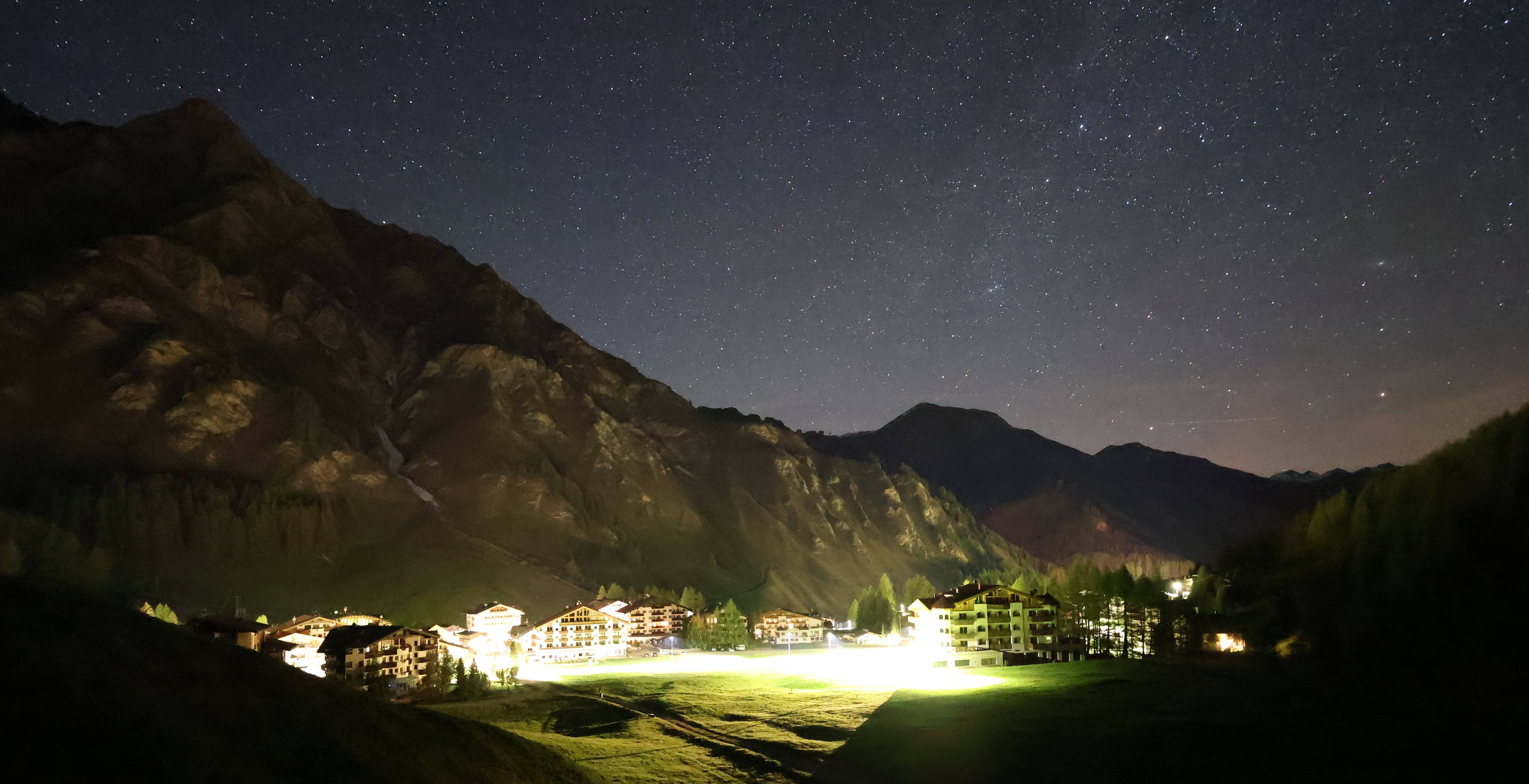 Archived image Webcam Samnaun: Village View
