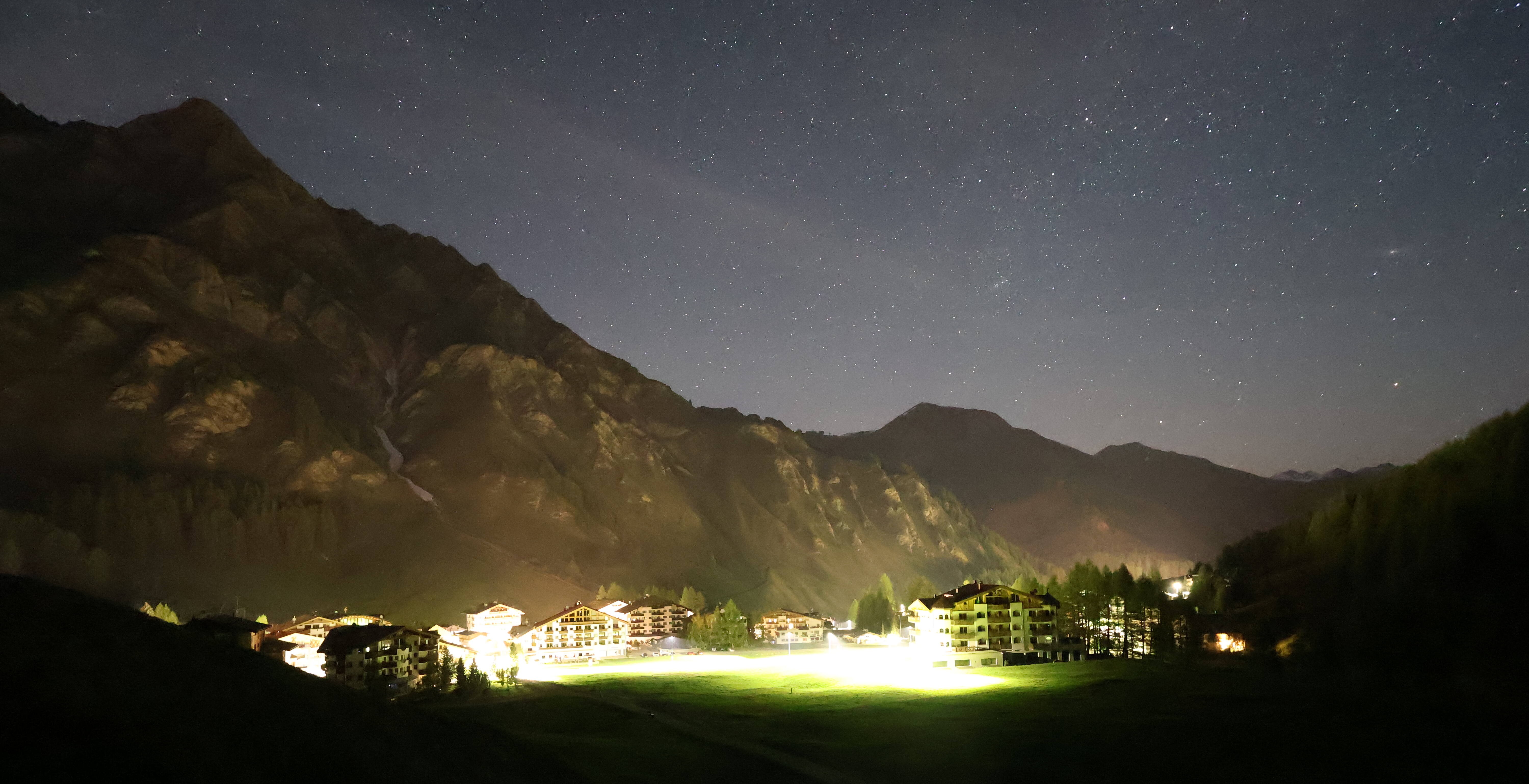 Archived image Webcam Samnaun: Village View