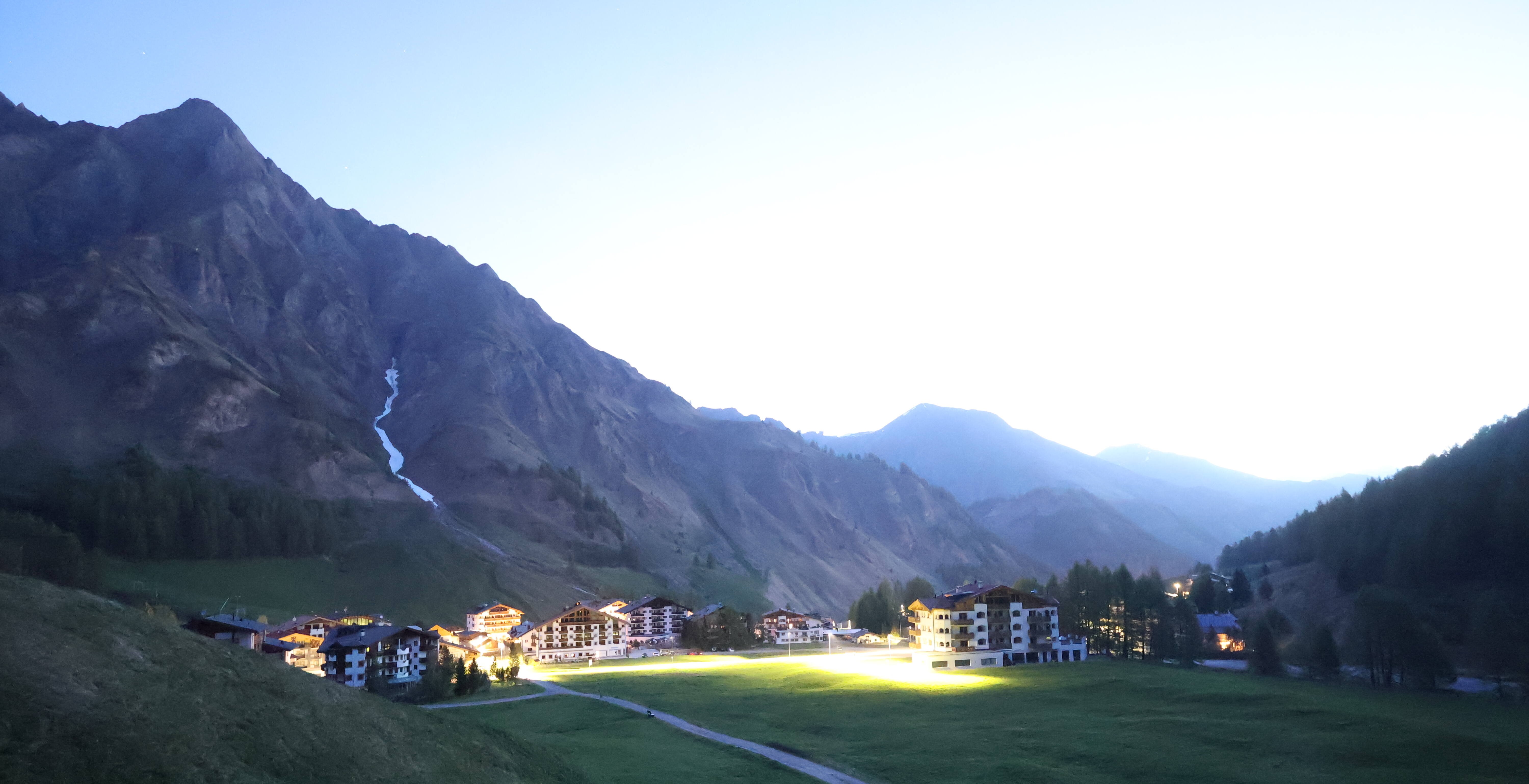 Archived image Webcam Samnaun: Village View