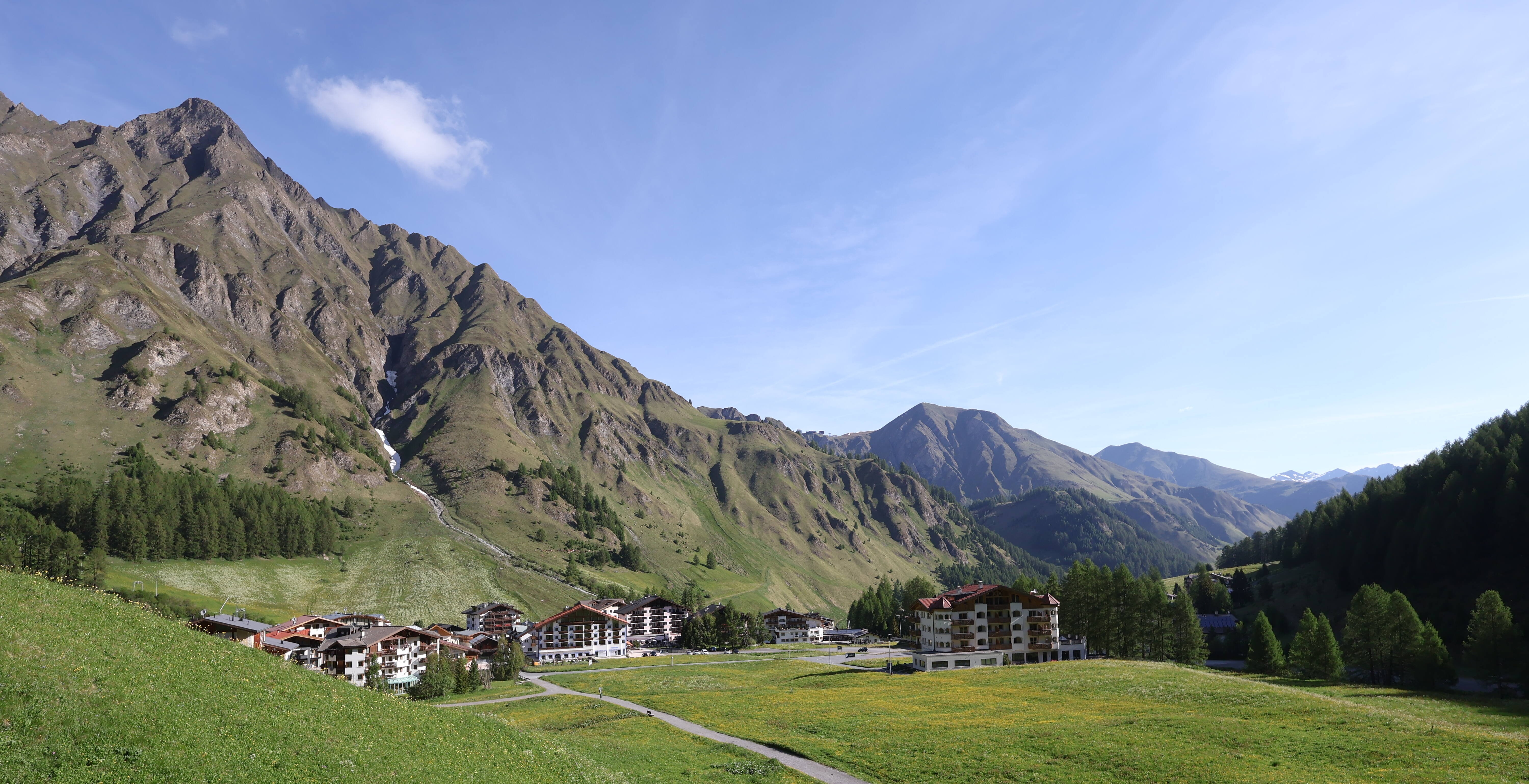 Archived image Webcam Samnaun: Village View