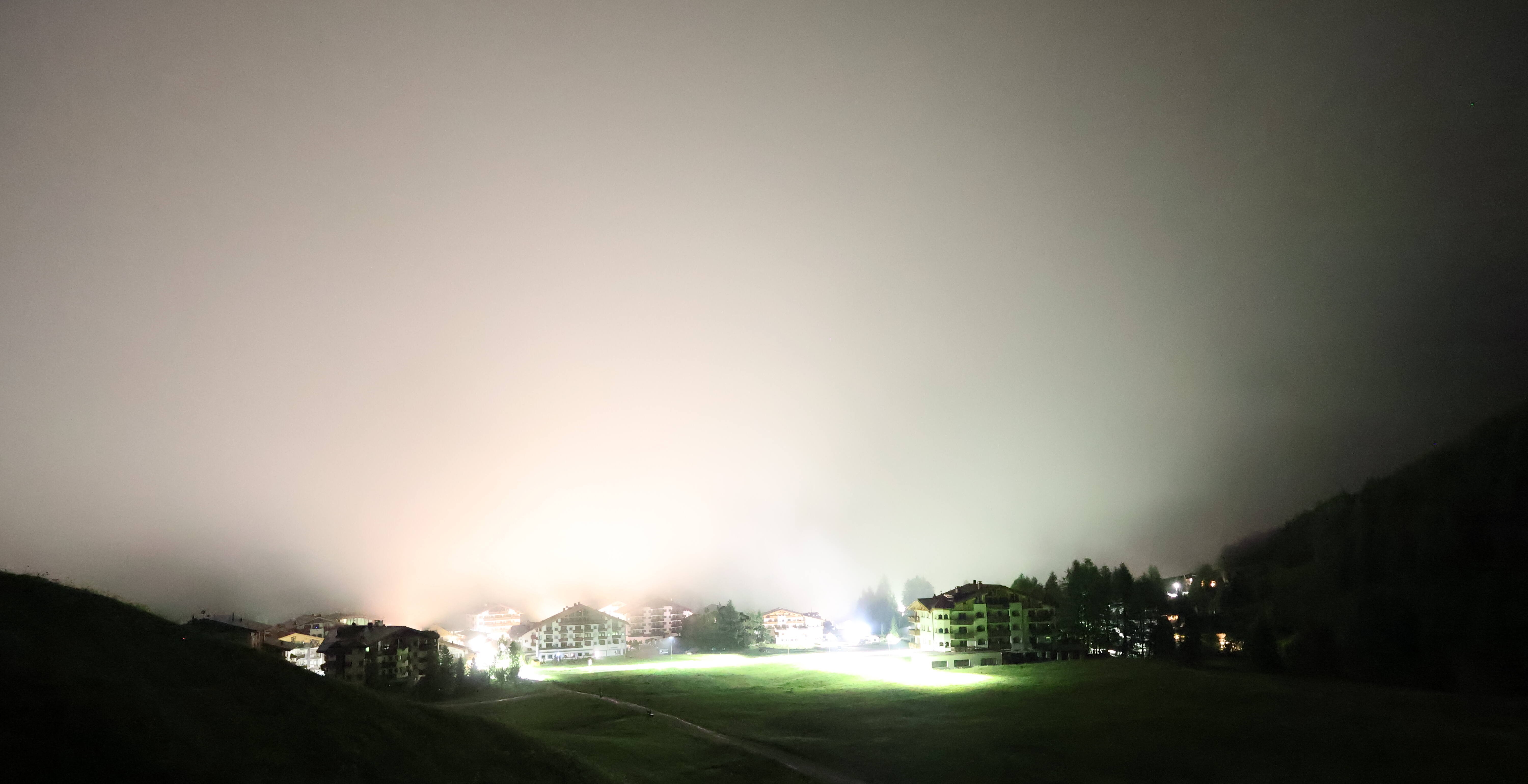Archiv Foto Webcam Samnaun: Blick auf das Dorf
