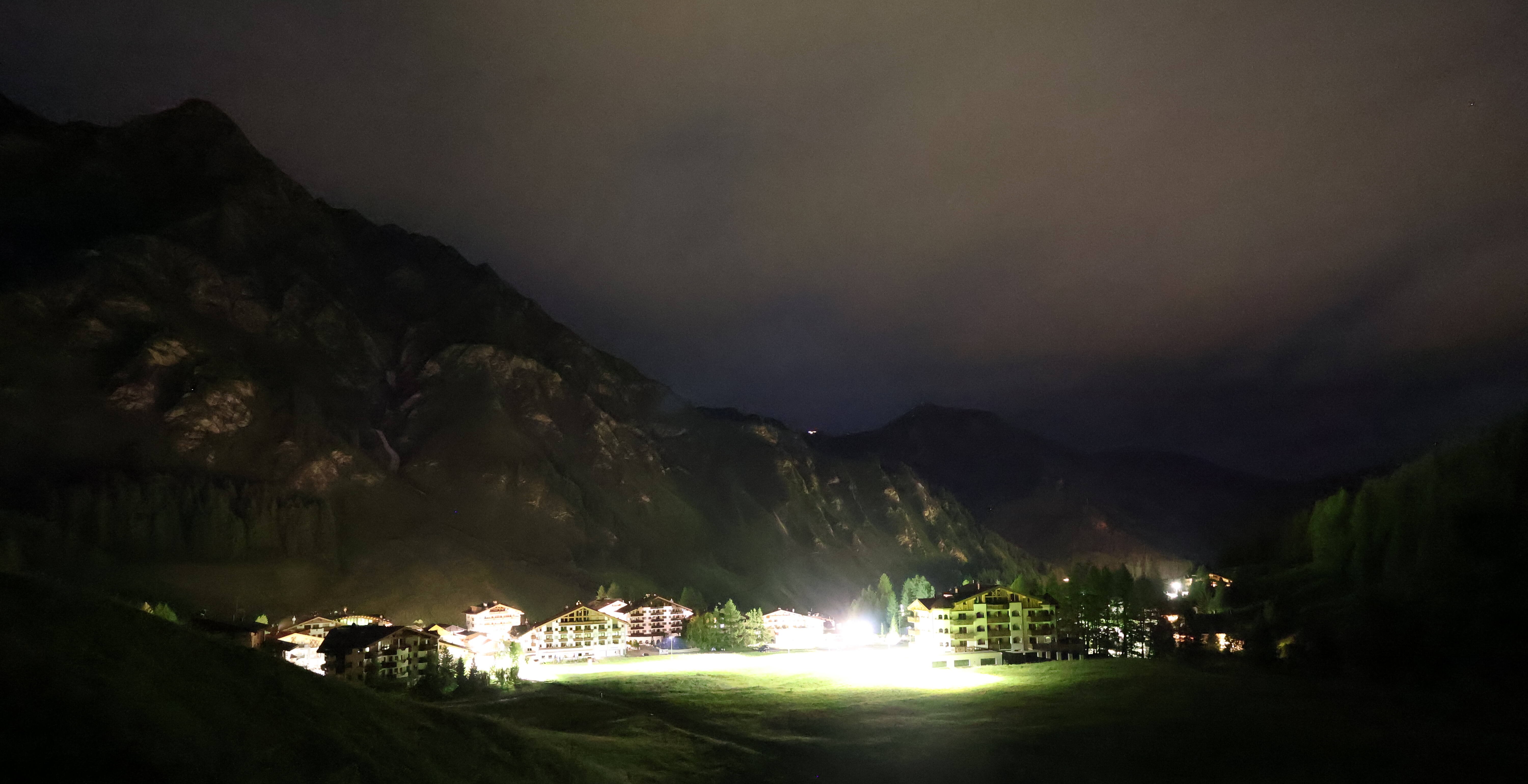 Archived image Webcam Samnaun: Village View