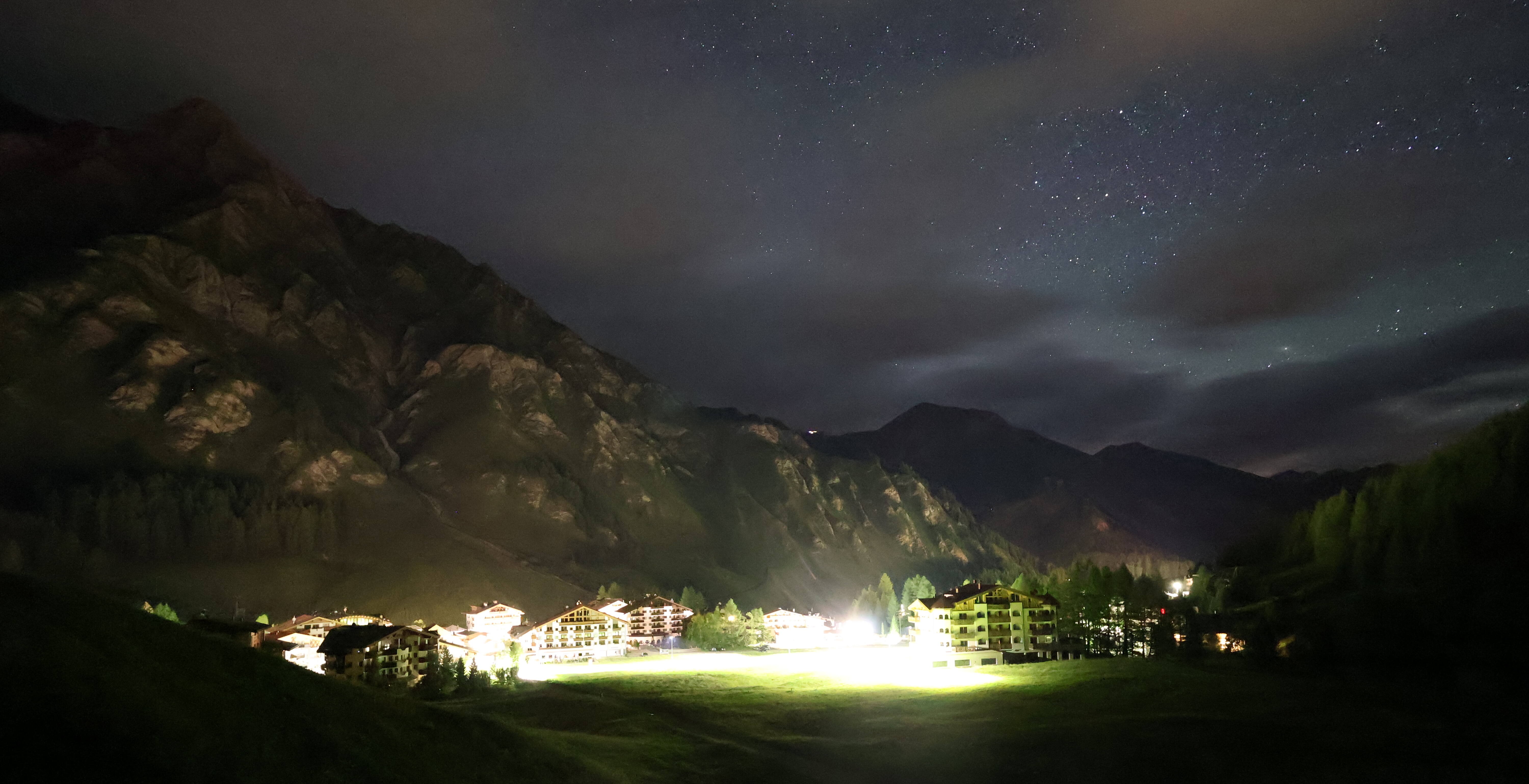 Archived image Webcam Samnaun: Village View