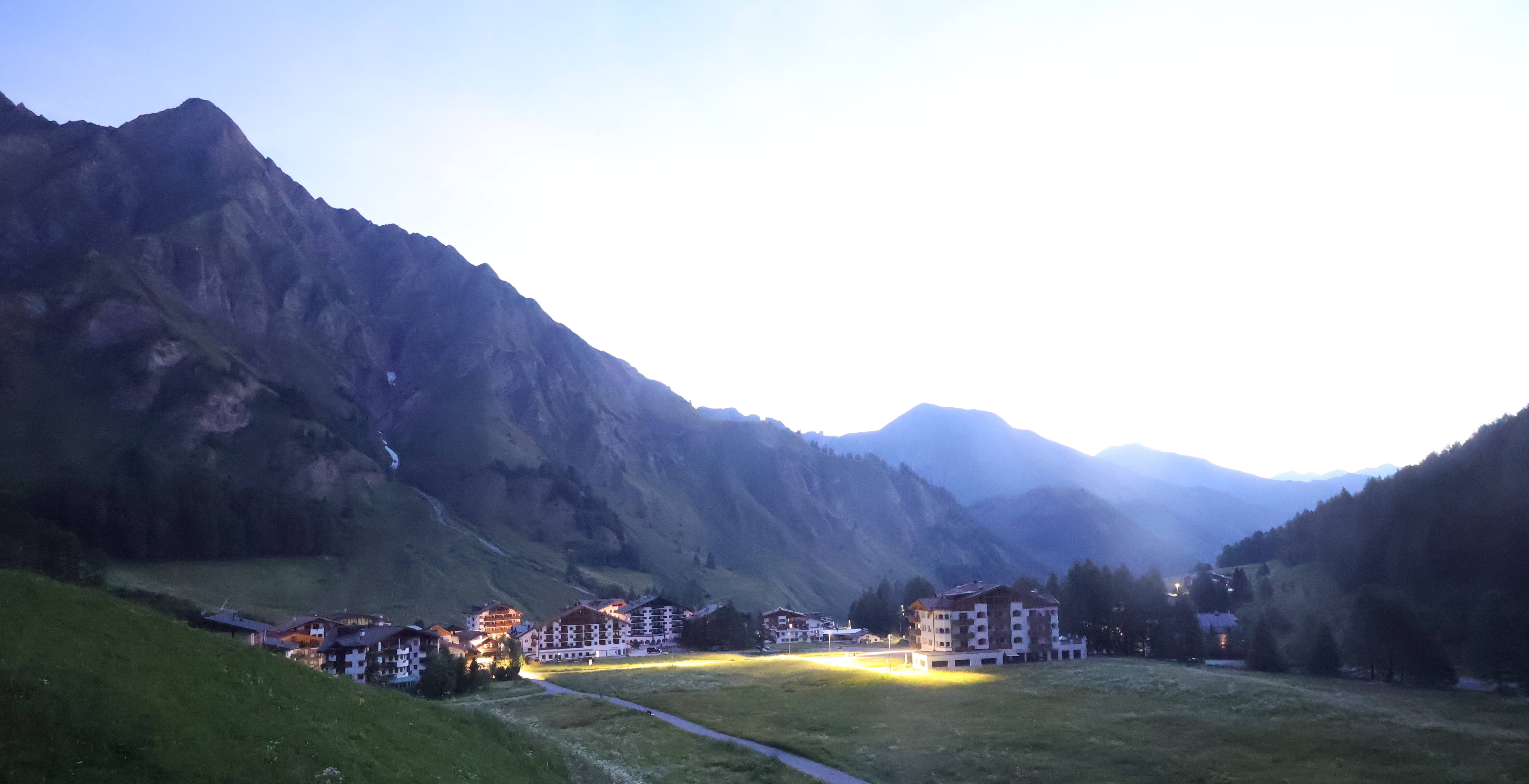 Archived image Webcam Samnaun: Village View