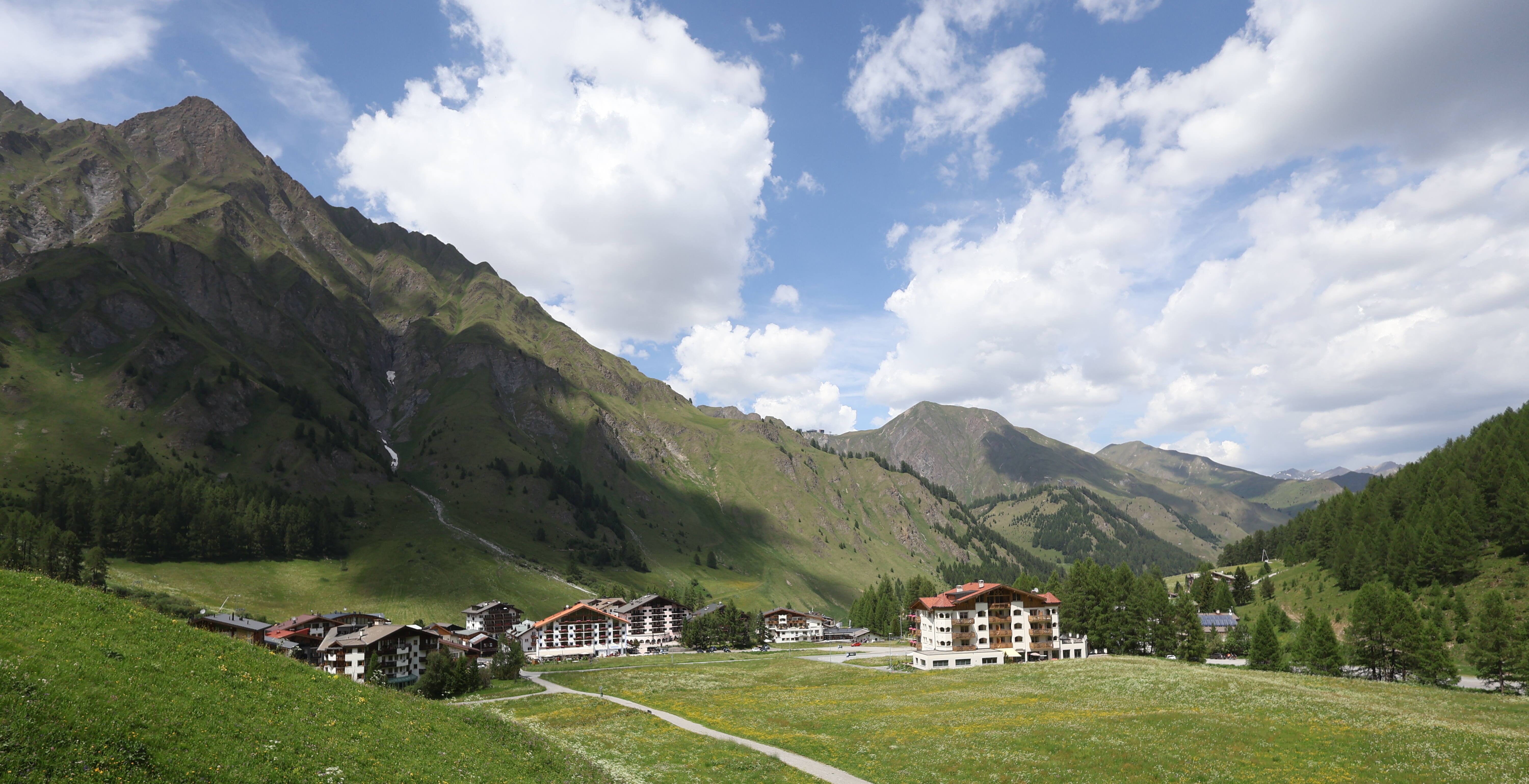 Archived image Webcam Samnaun: Village View