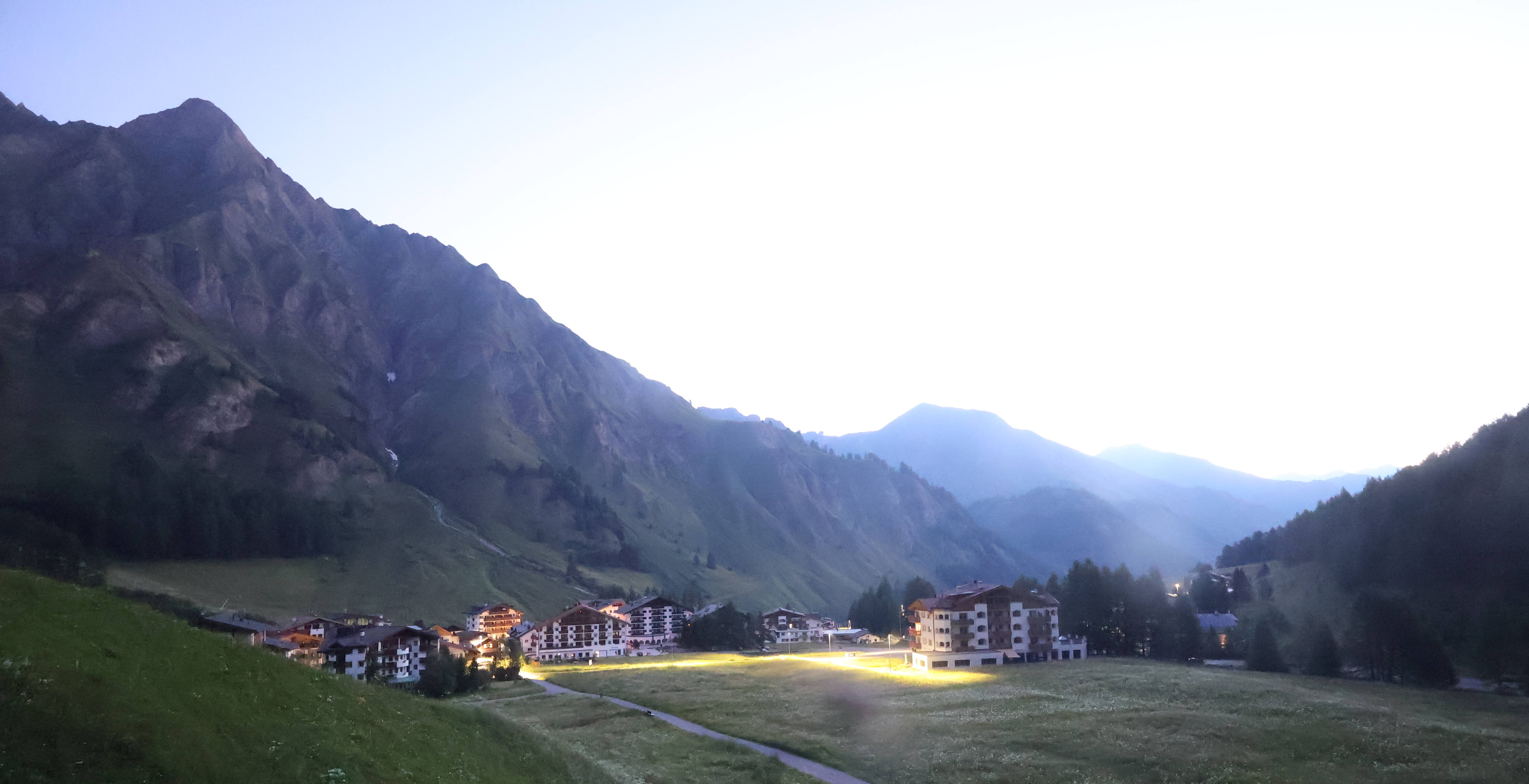 Archived image Webcam Samnaun: Village View