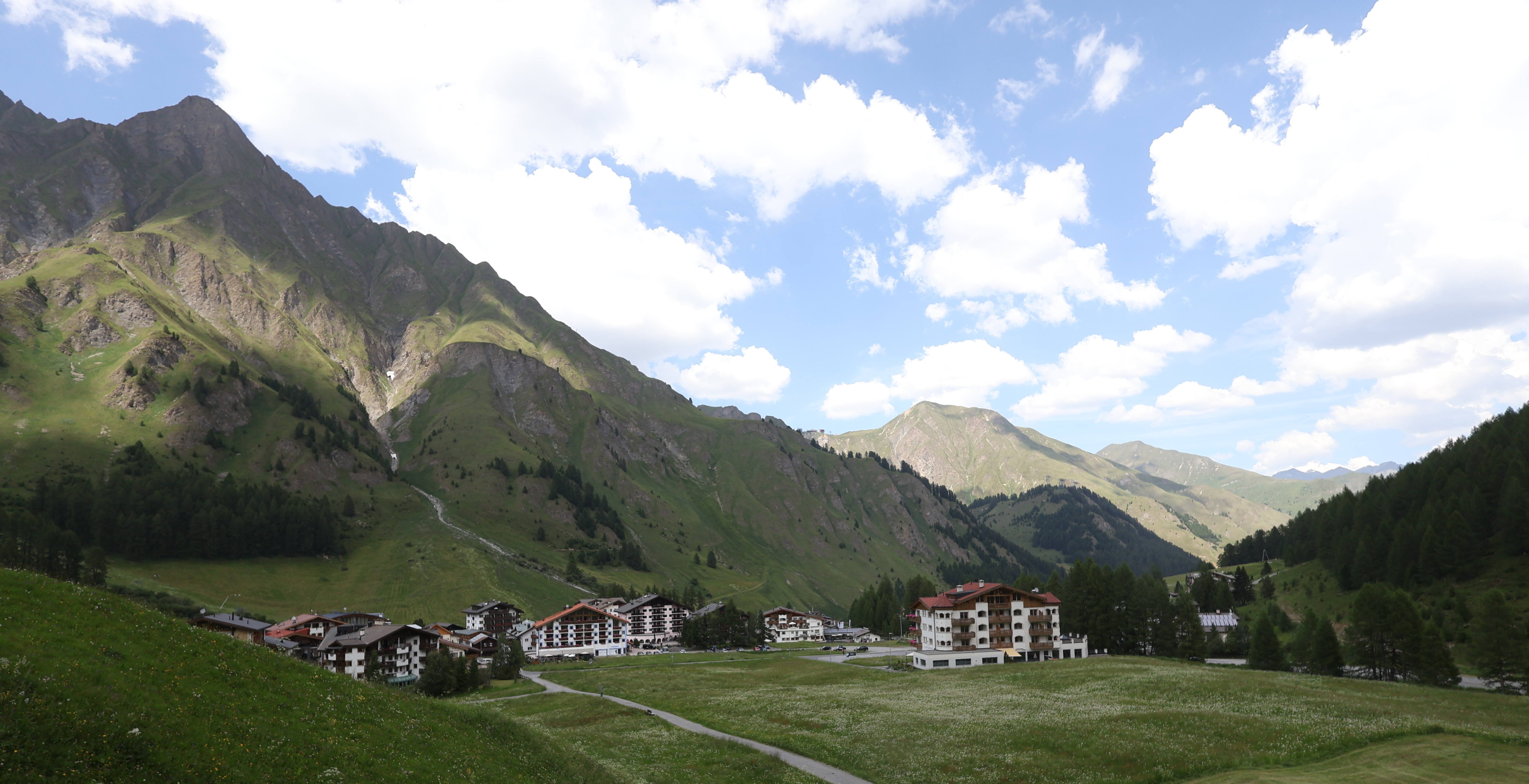 Archiv Foto Webcam Samnaun: Blick auf das Dorf