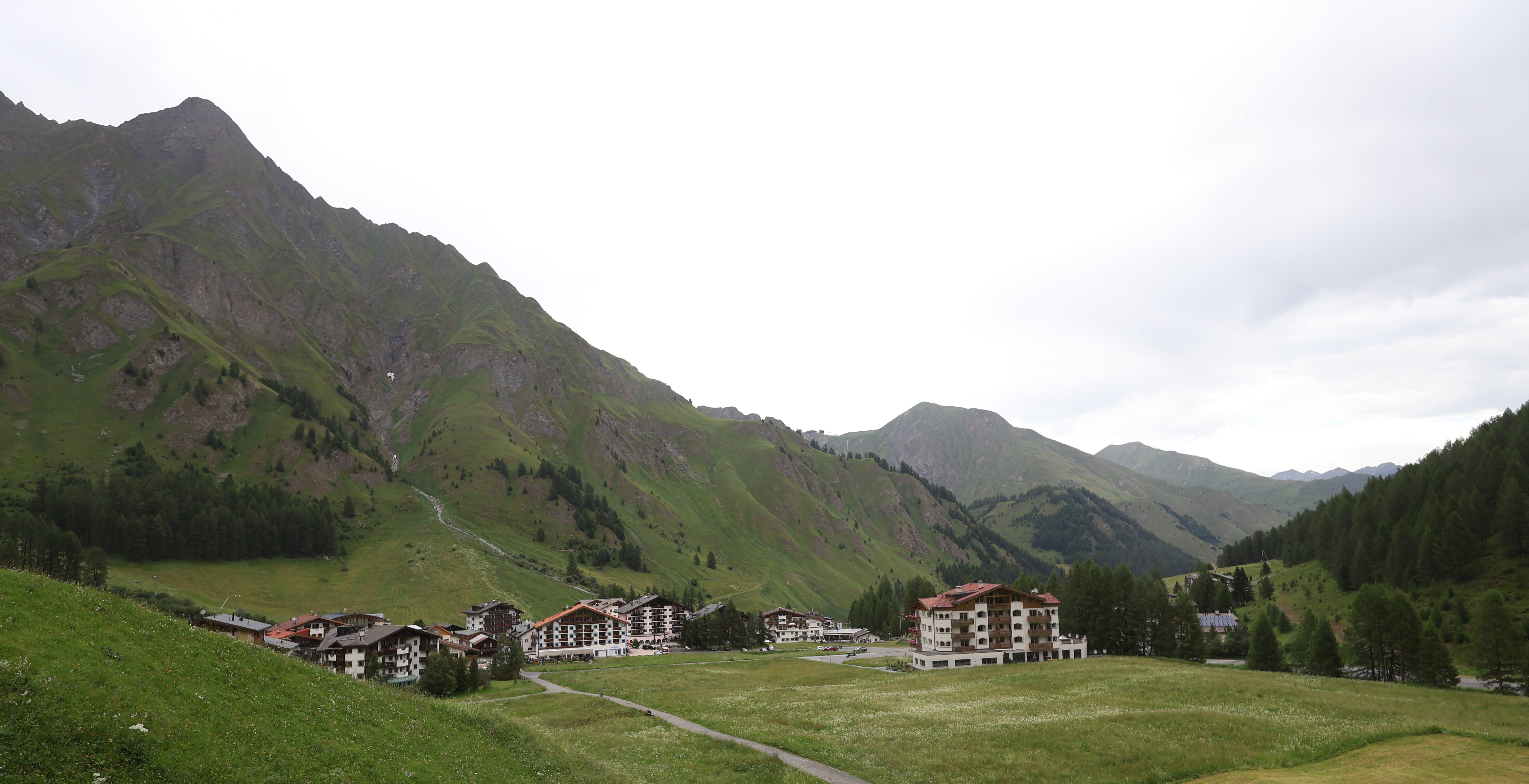 Archiv Foto Webcam Samnaun: Blick auf das Dorf