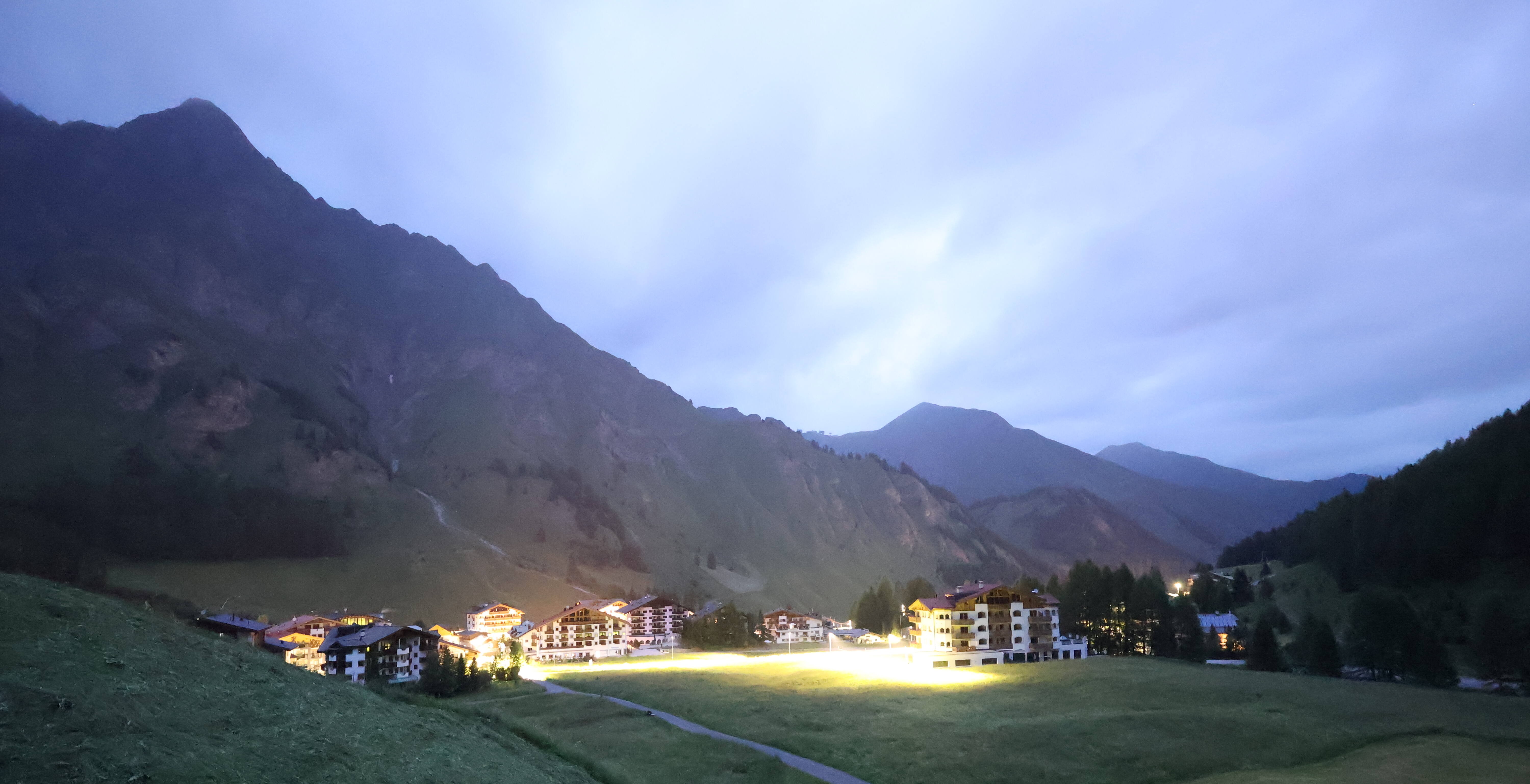 Archived image Webcam Samnaun: Village View