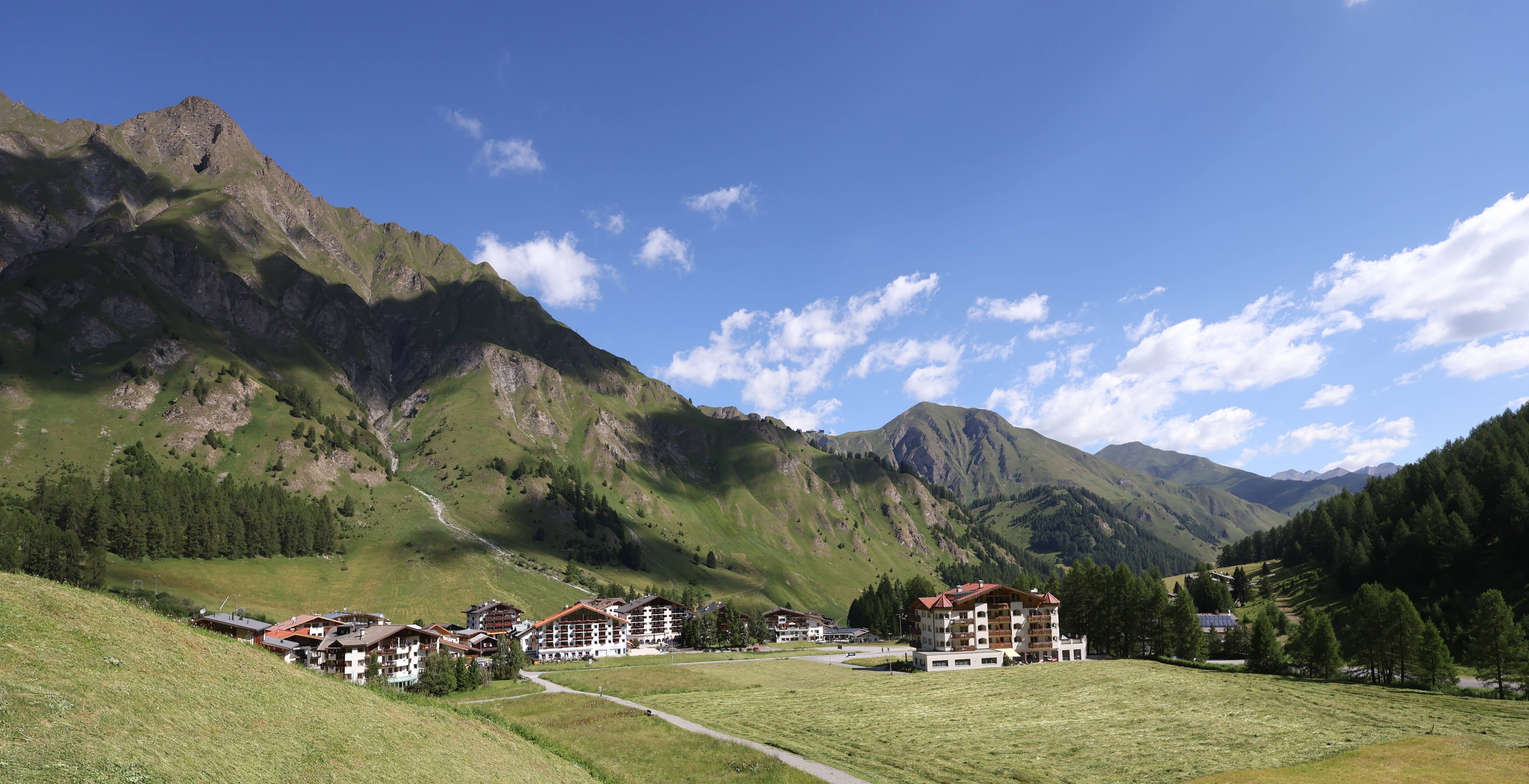 Archiv Foto Webcam Samnaun: Blick auf das Dorf