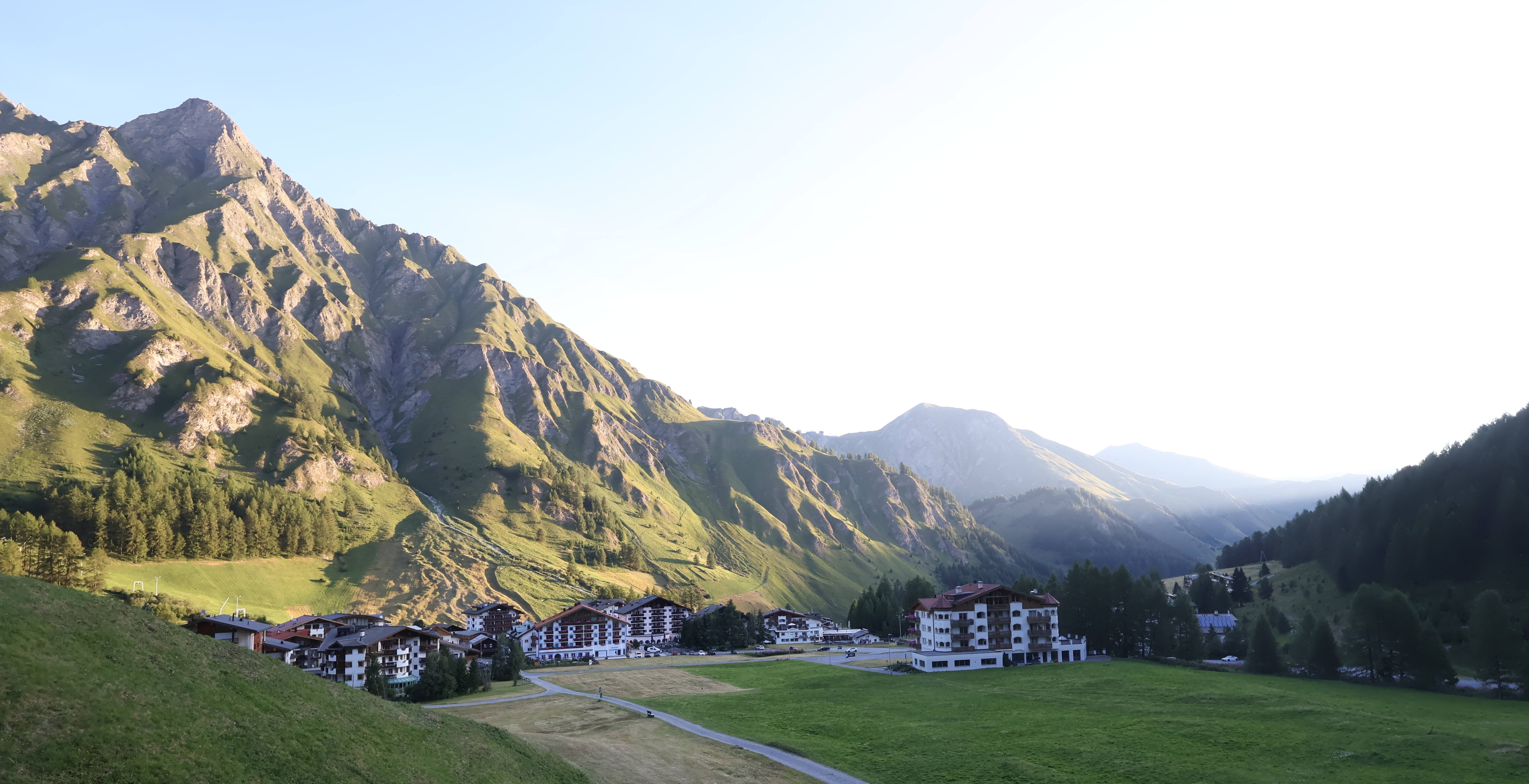 Archiv Foto Webcam Samnaun: Blick auf das Dorf