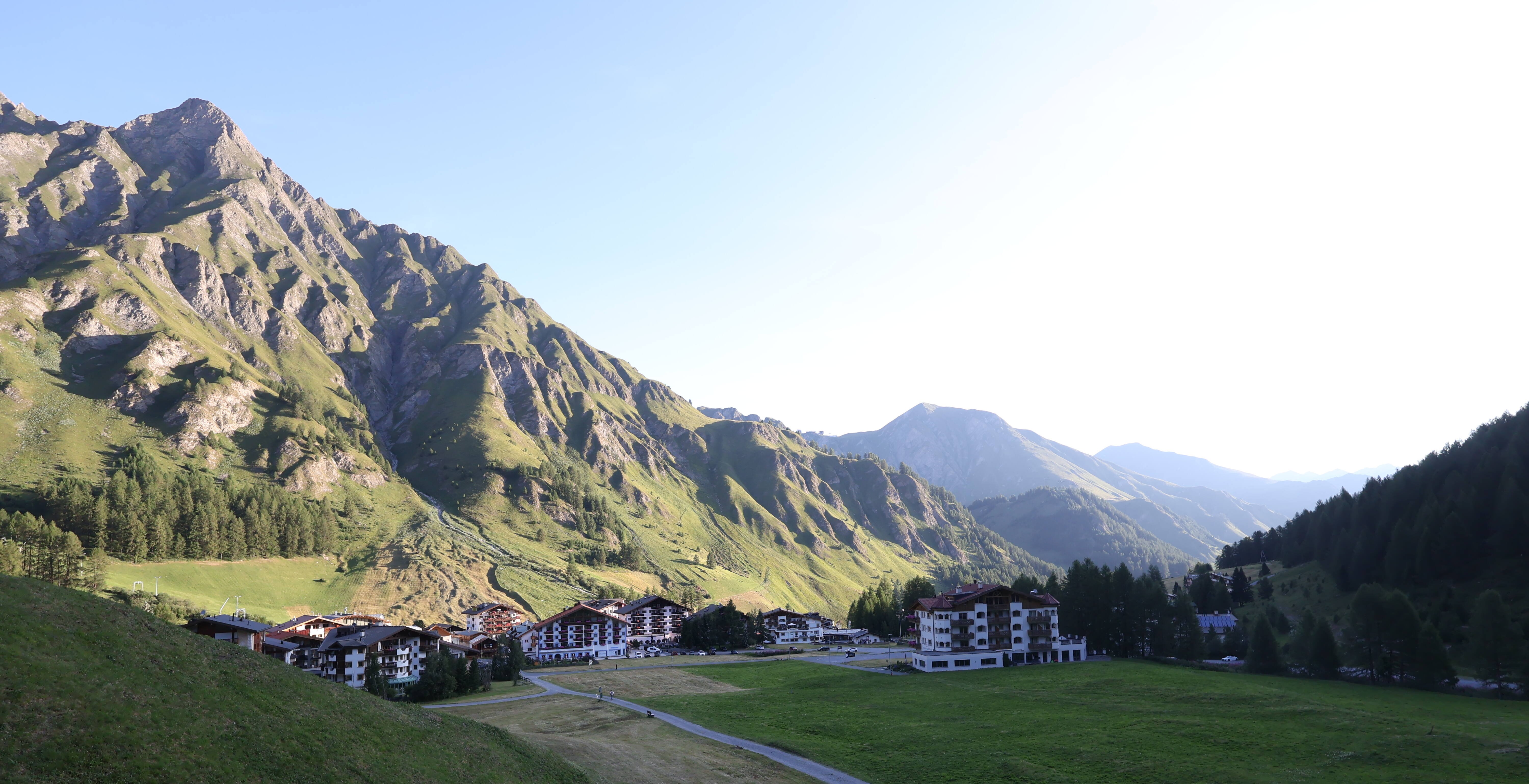 Archiv Foto Webcam Samnaun: Blick auf das Dorf