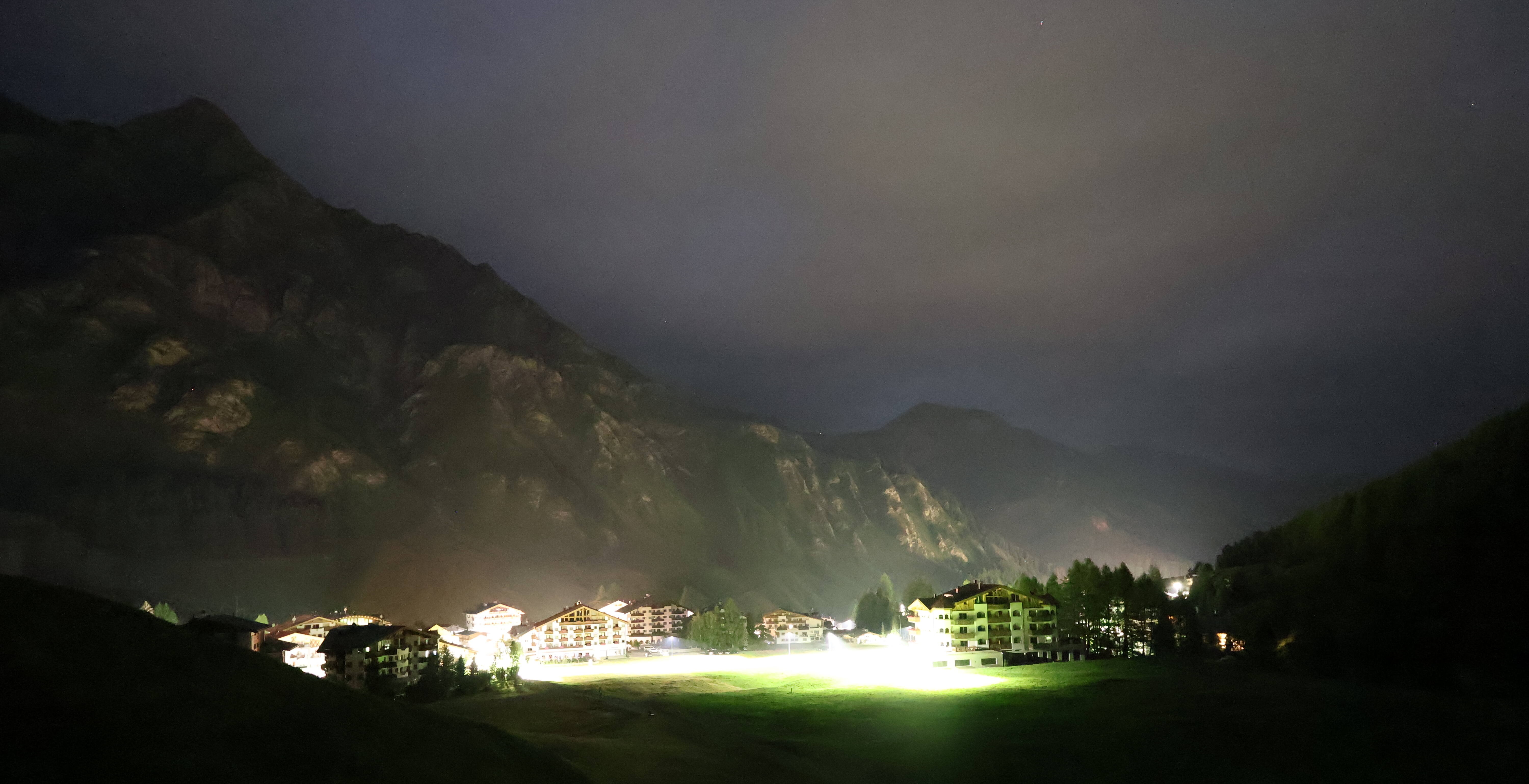 Archived image Webcam Samnaun: Village View