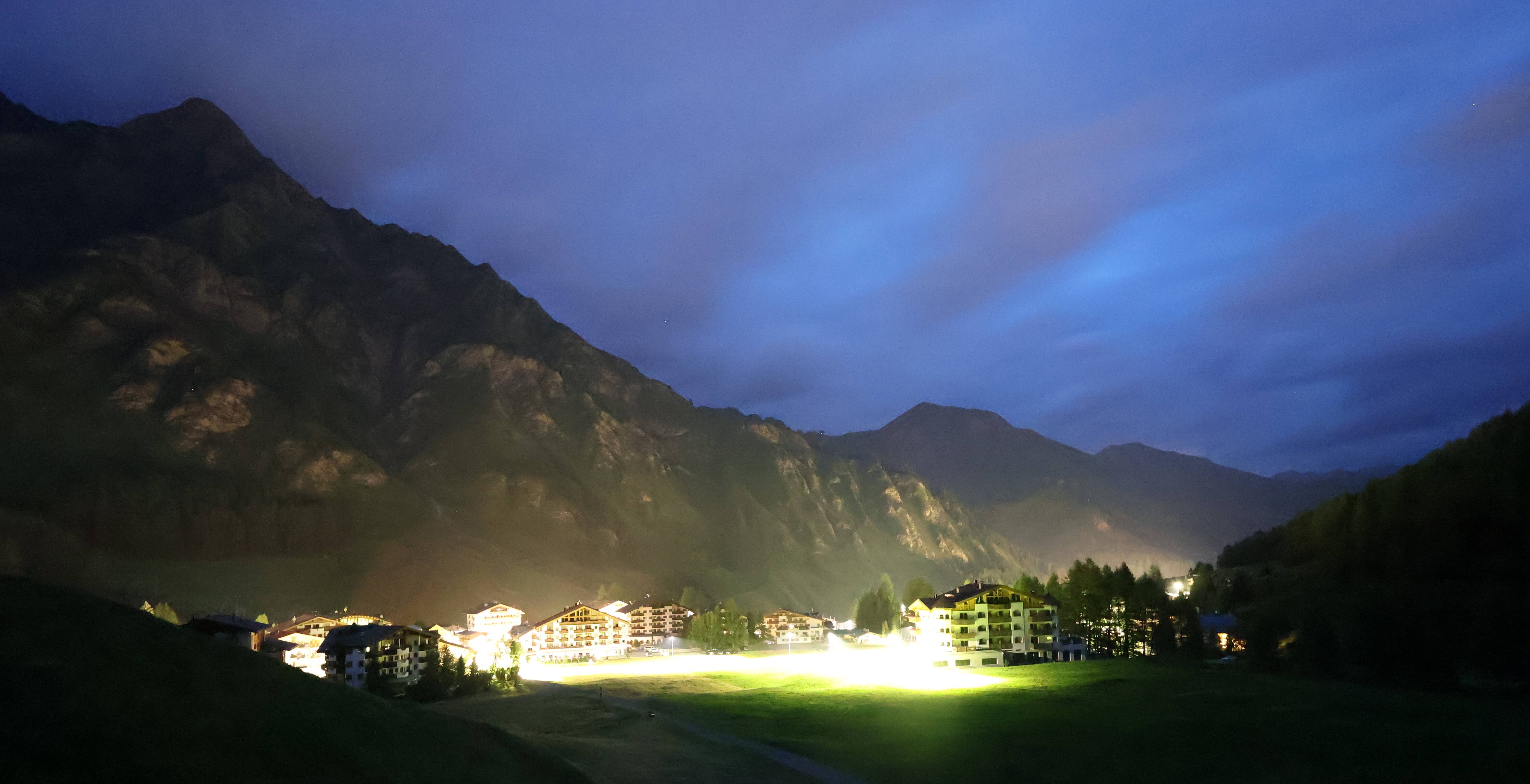 Archived image Webcam Samnaun: Village View