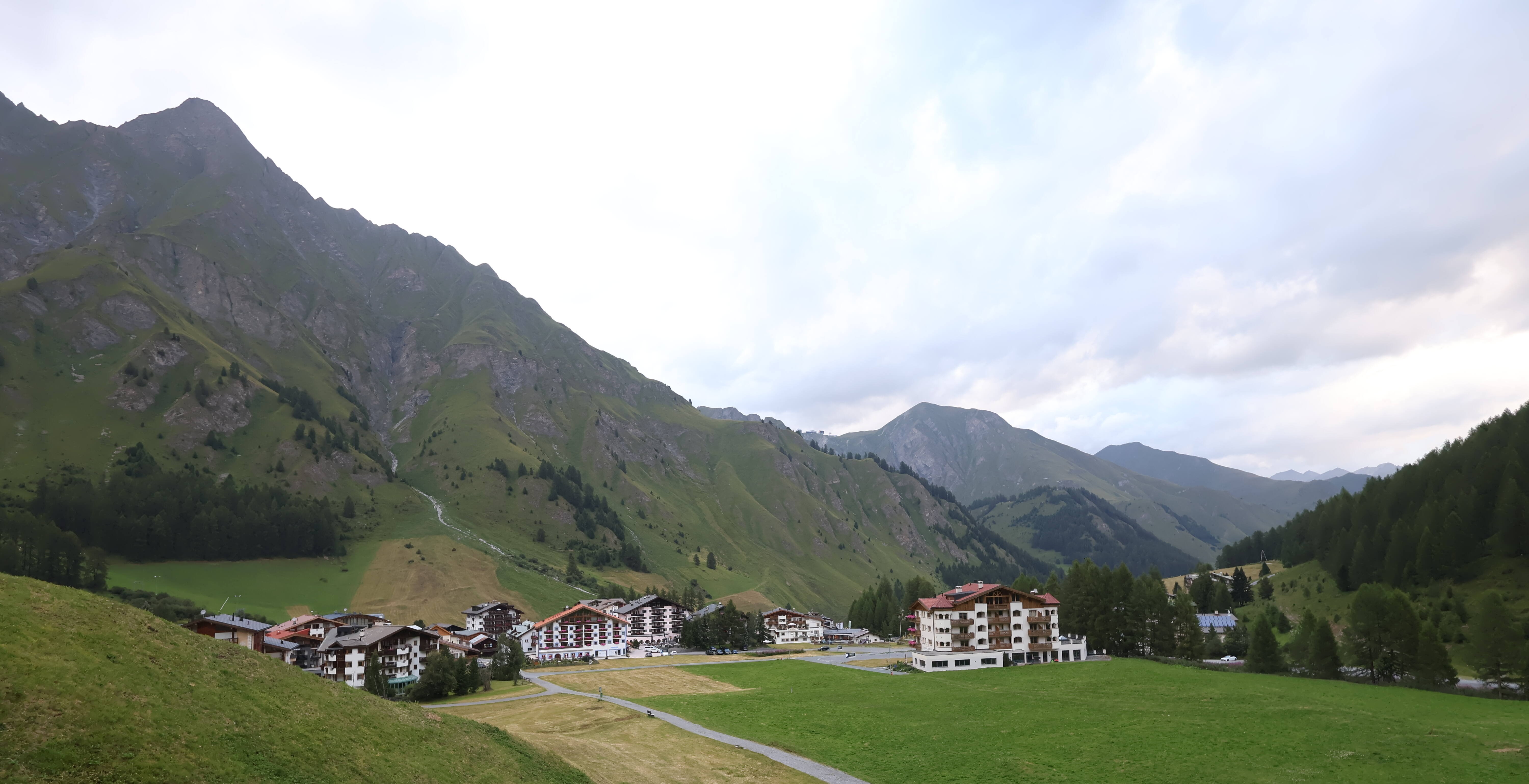 Archived image Webcam Samnaun: Village View