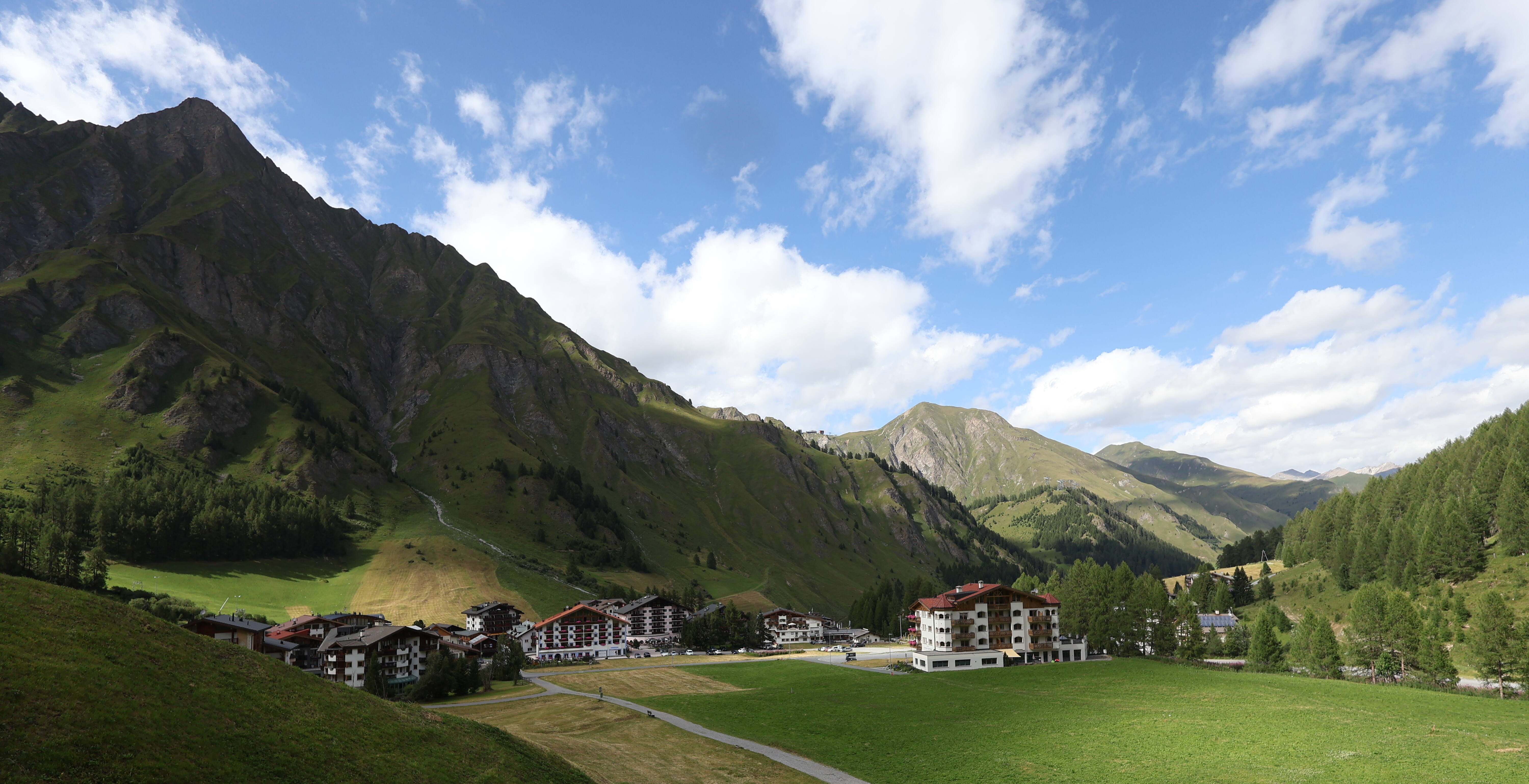 Archiv Foto Webcam Samnaun: Blick auf das Dorf