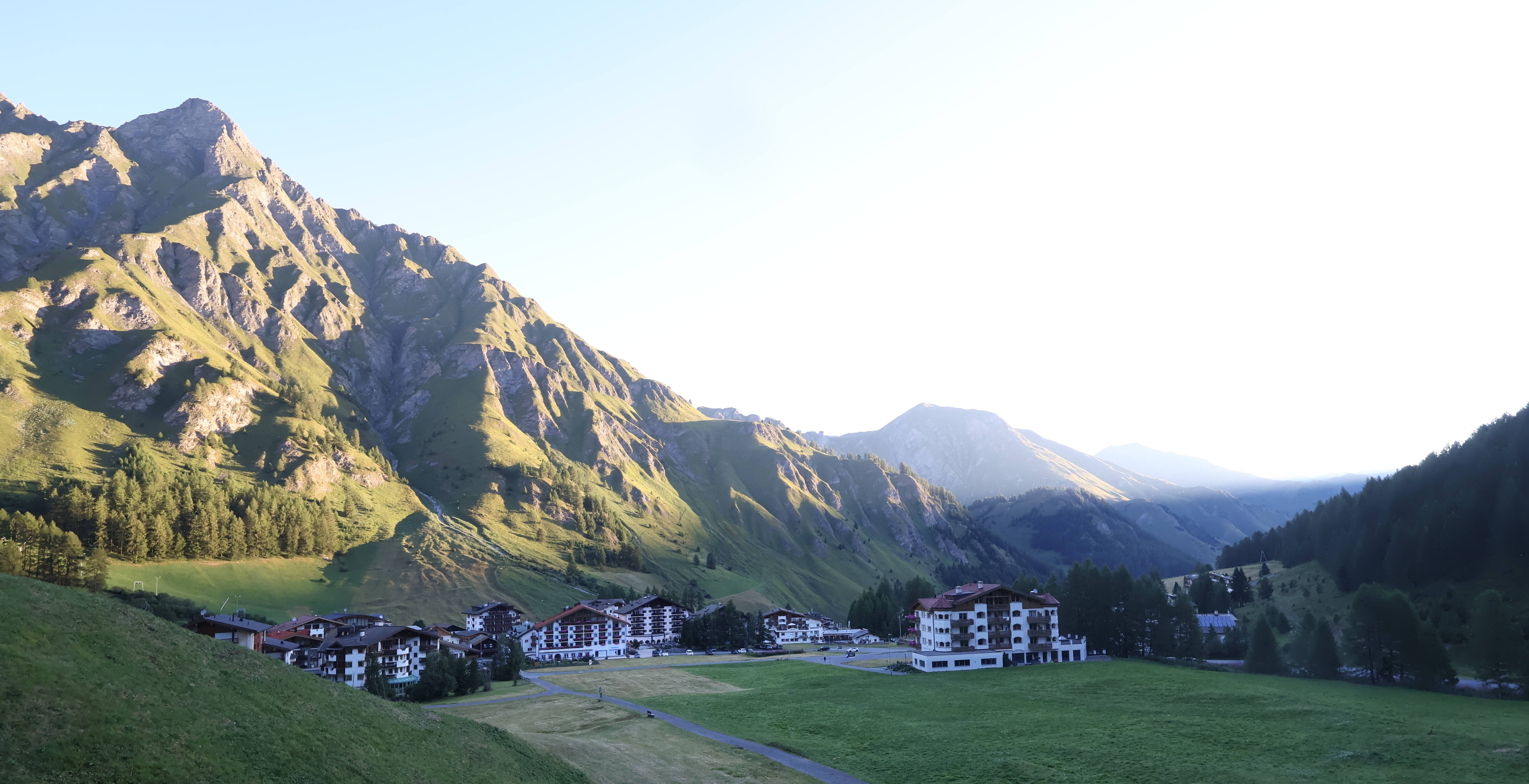 Archiv Foto Webcam Samnaun: Blick auf das Dorf