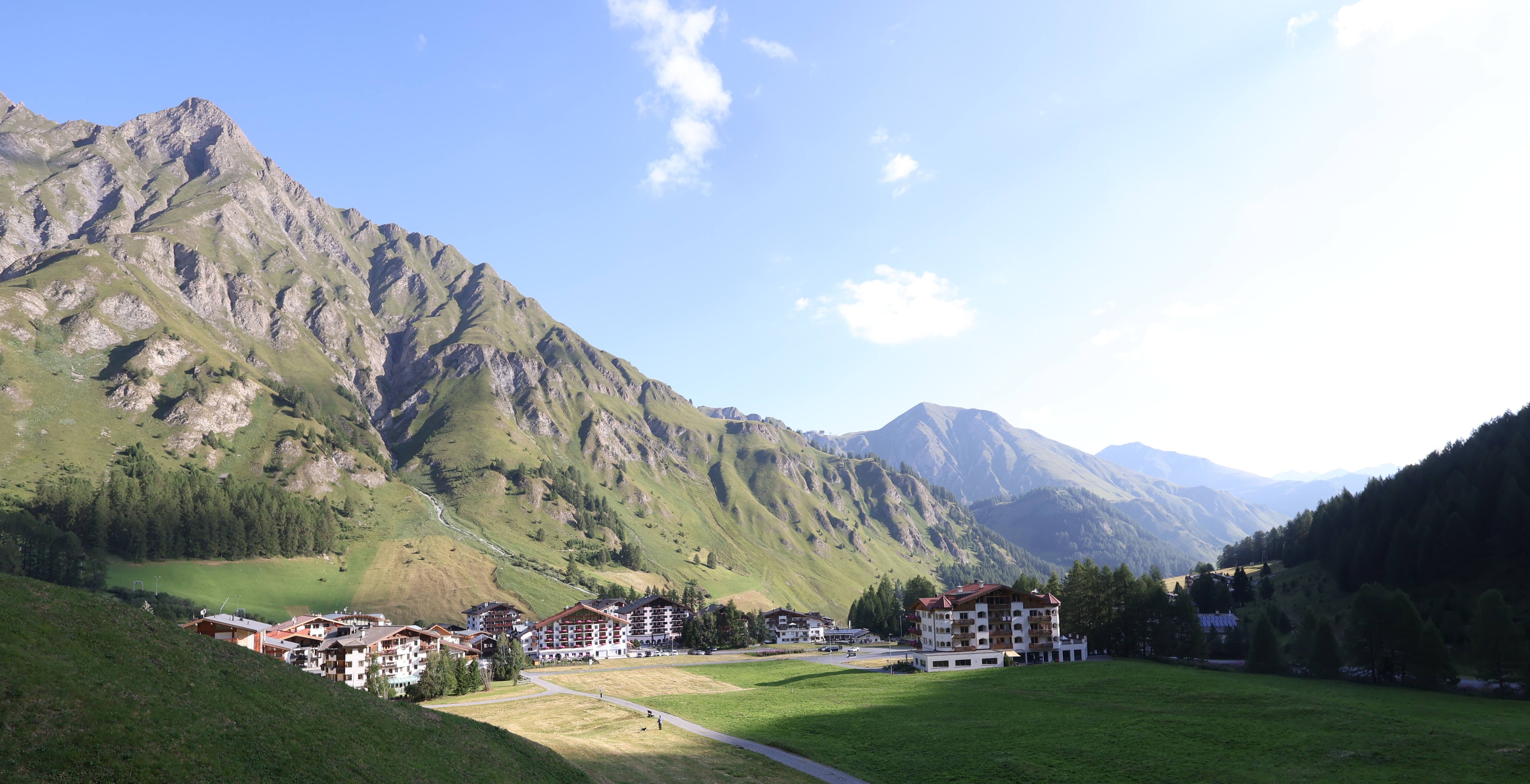 Archiv Foto Webcam Samnaun: Blick auf das Dorf