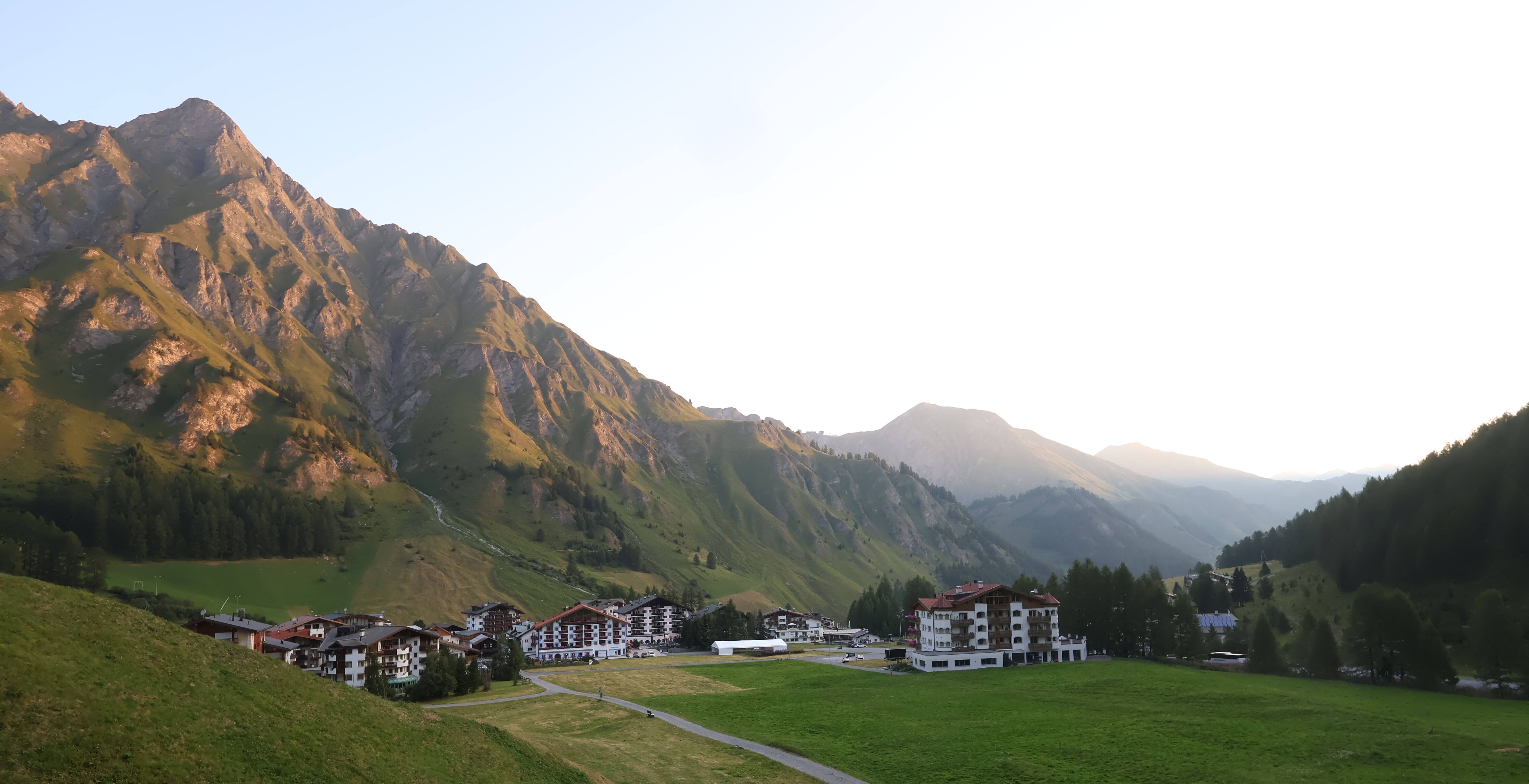 Archiv Foto Webcam Samnaun: Blick auf das Dorf
