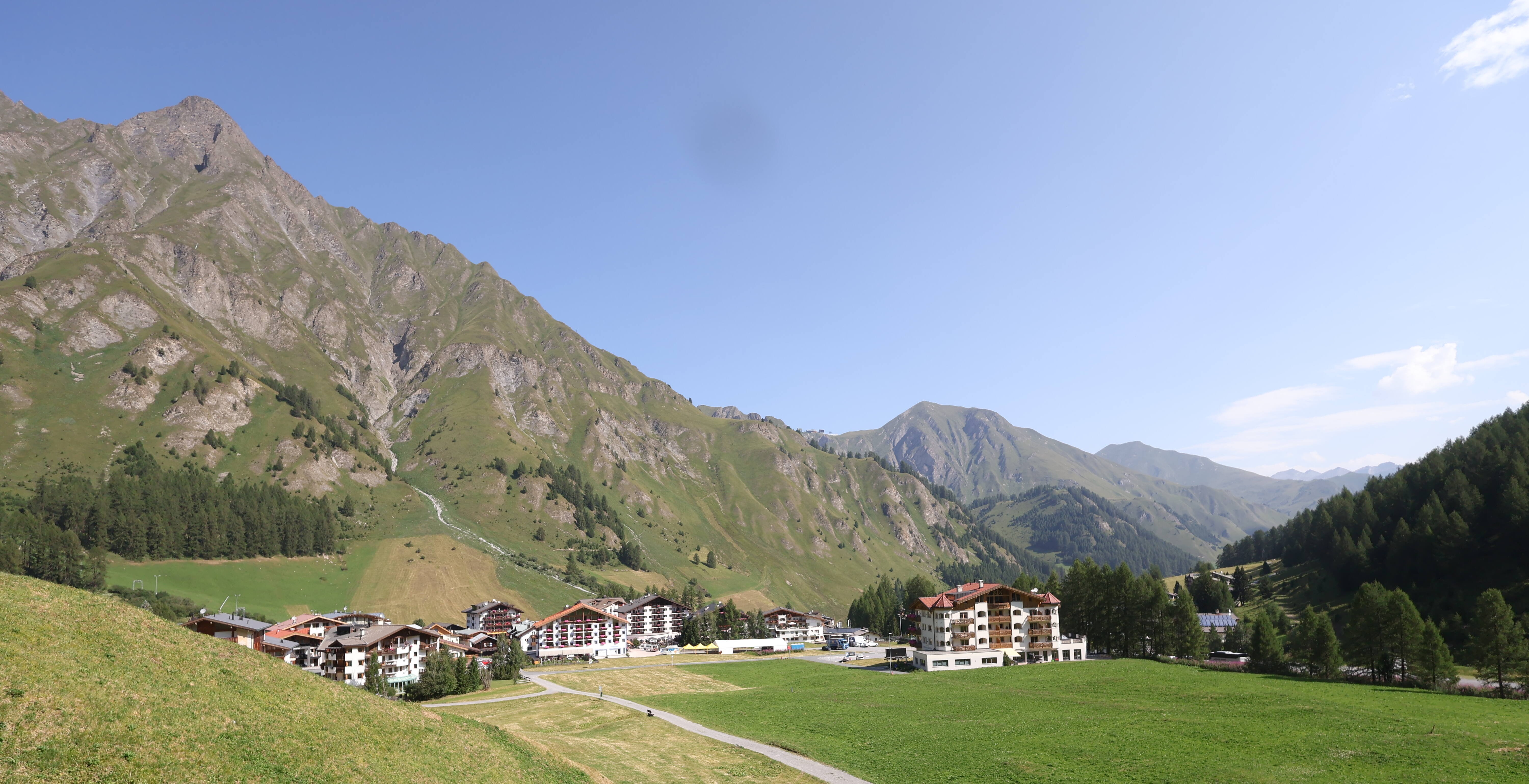 Archiv Foto Webcam Samnaun: Blick auf das Dorf