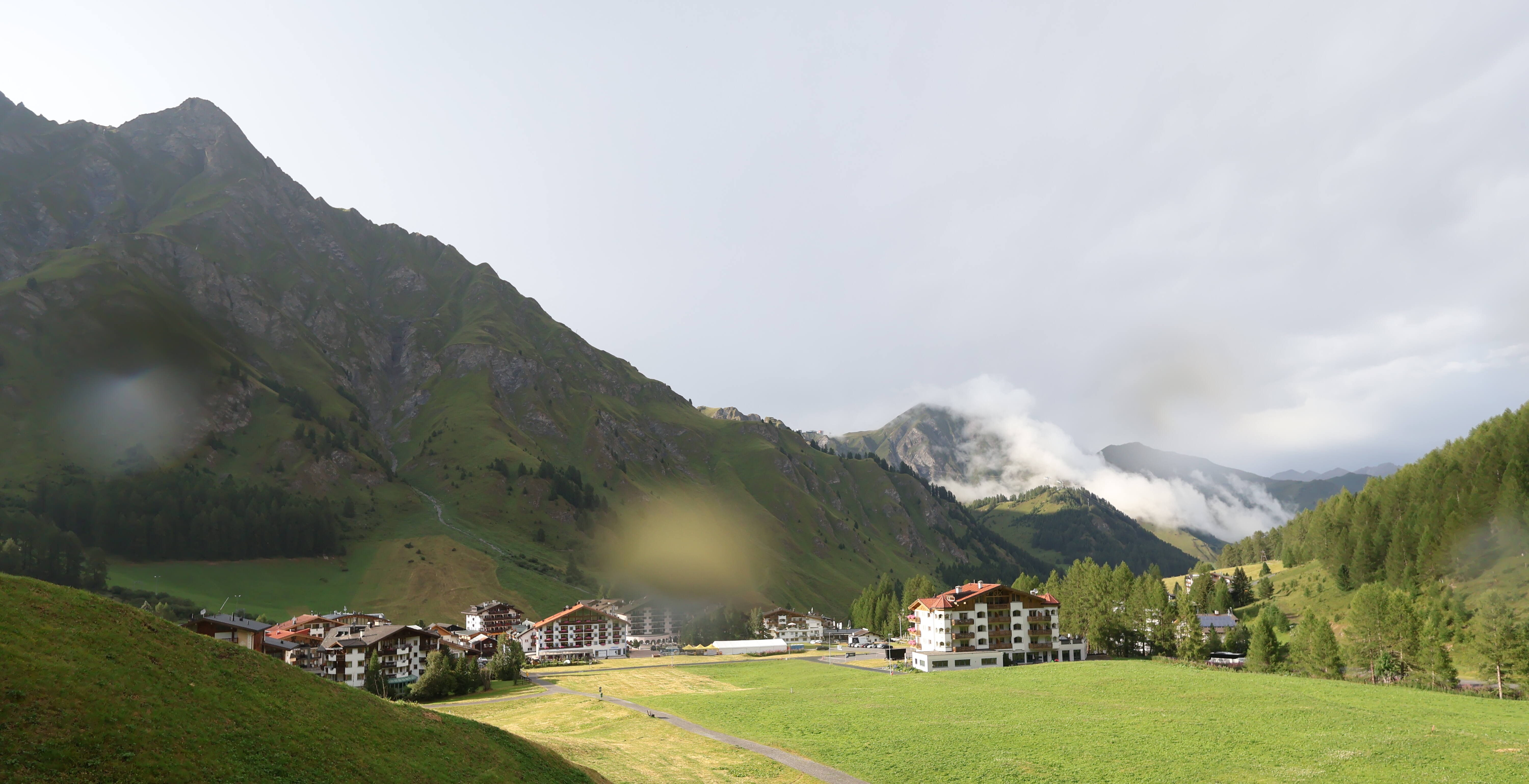 Archiv Foto Webcam Samnaun: Blick auf das Dorf