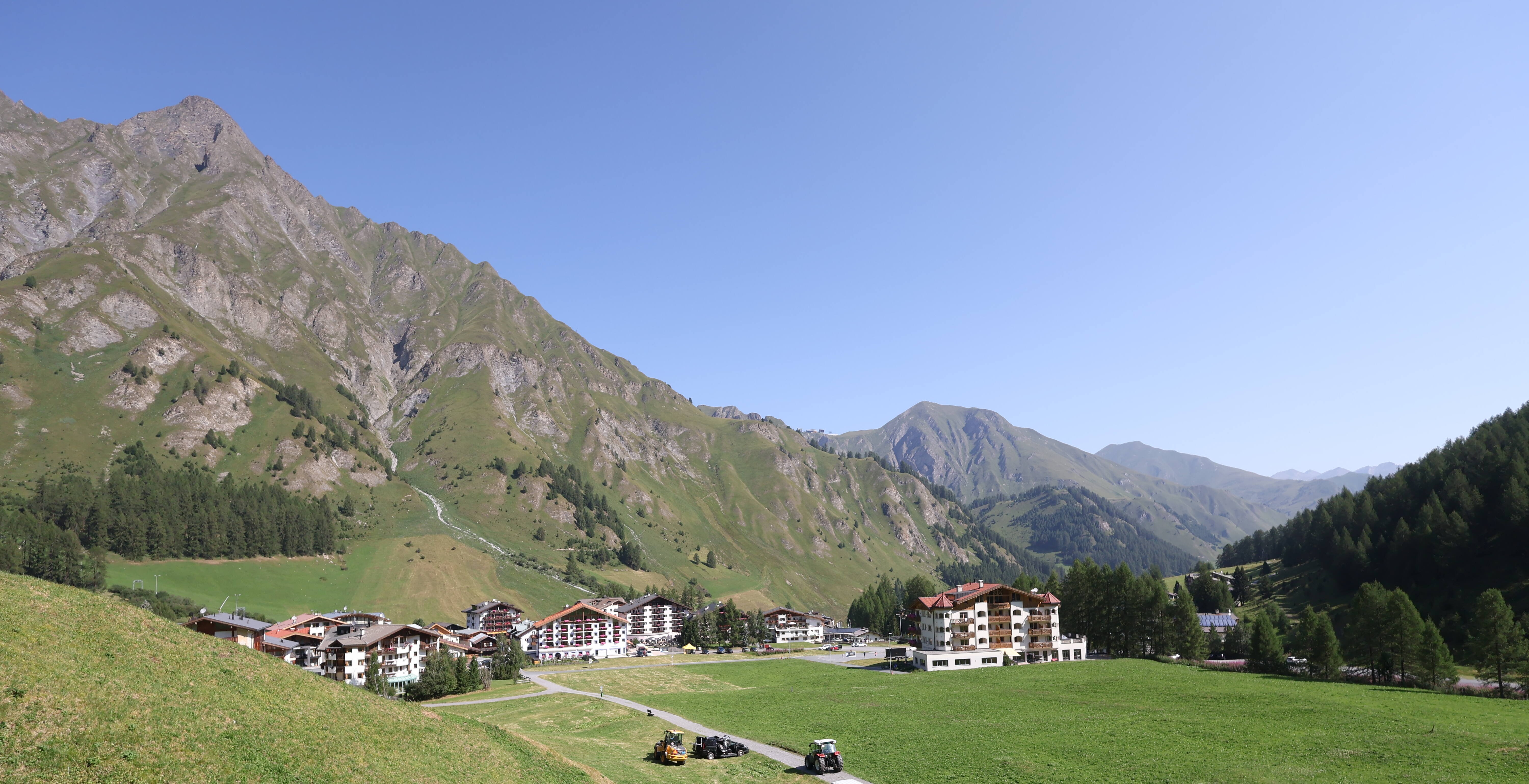 Archiv Foto Webcam Samnaun: Blick auf das Dorf