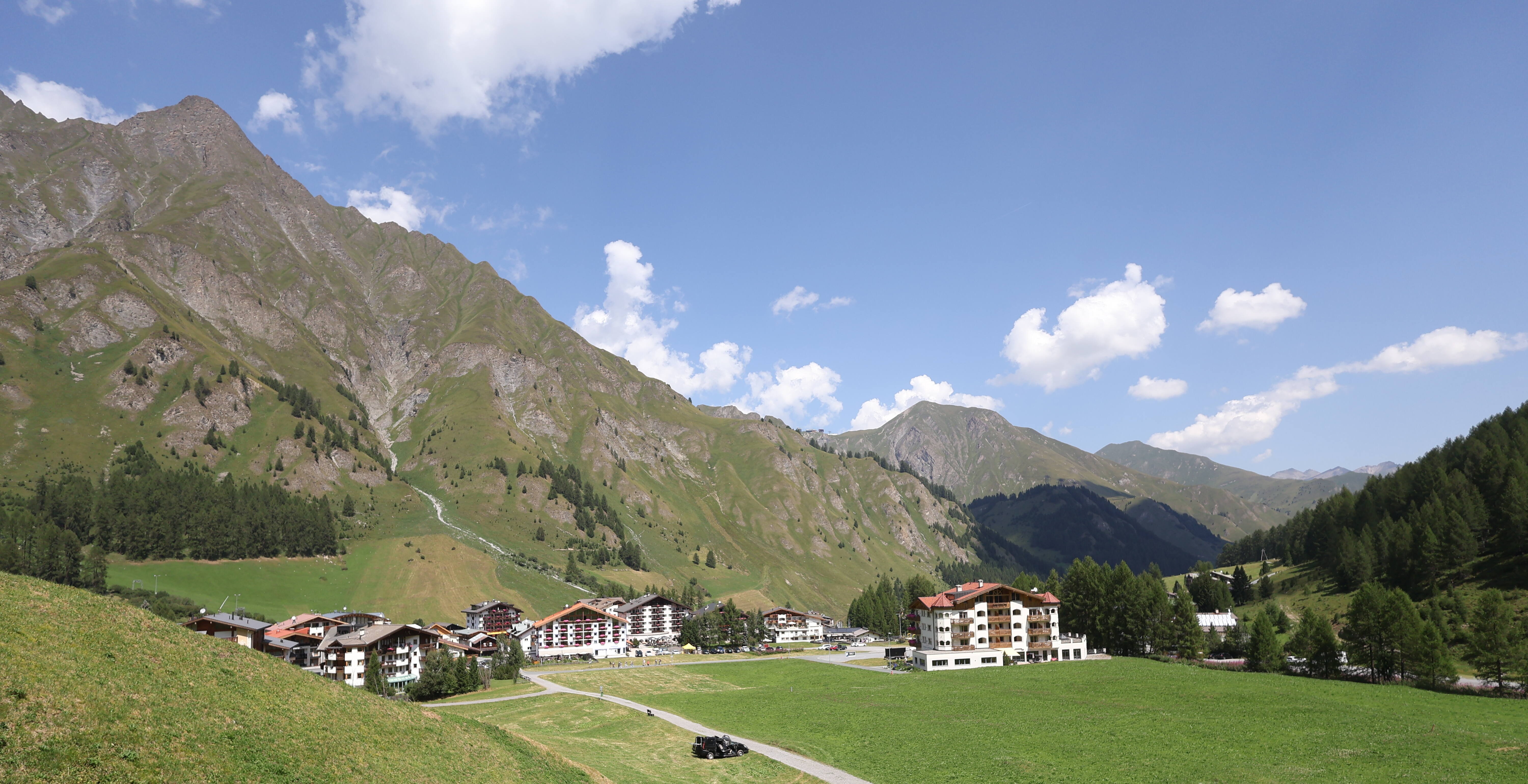 Archiv Foto Webcam Samnaun: Blick auf das Dorf