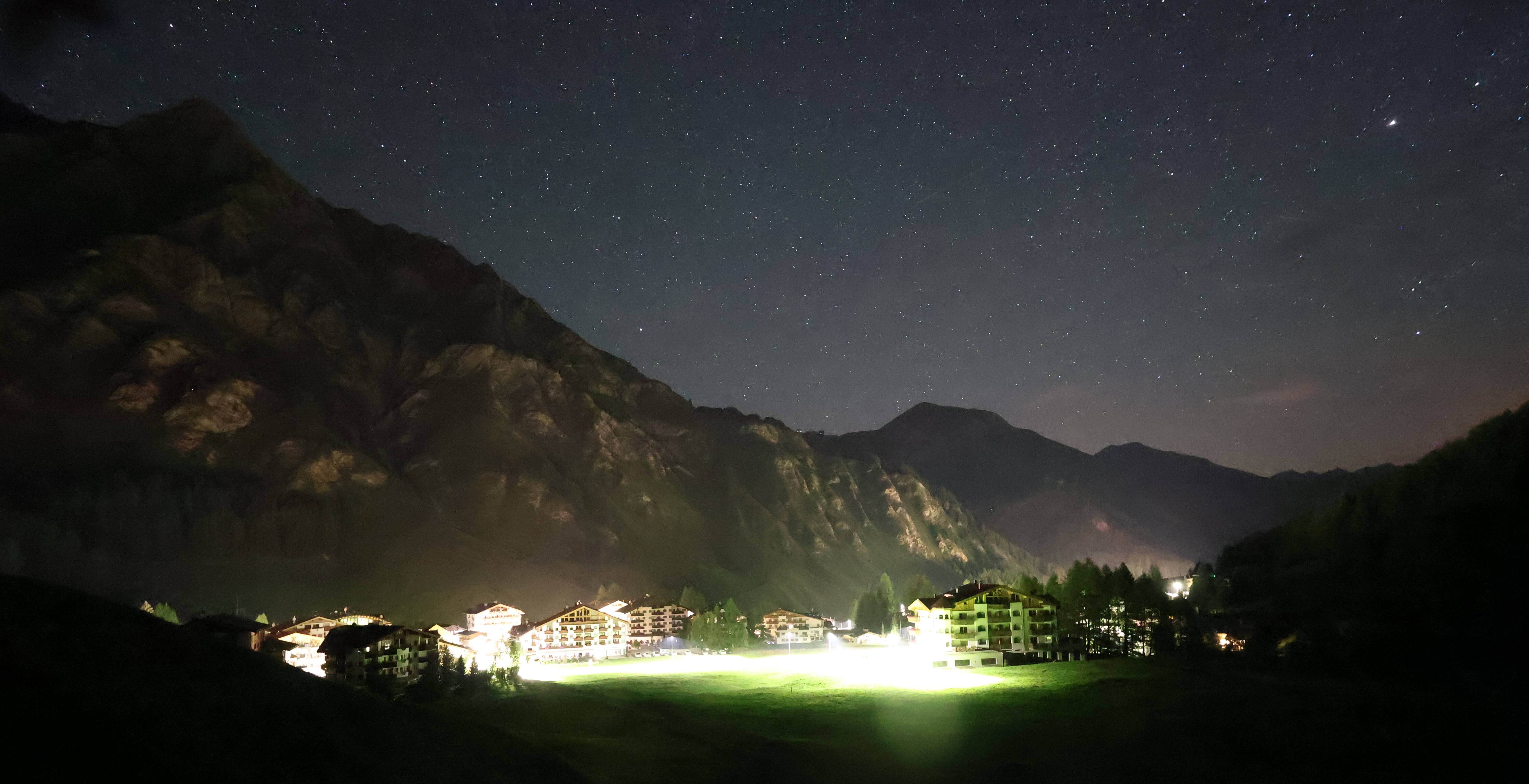 Archived image Webcam Samnaun: Village View