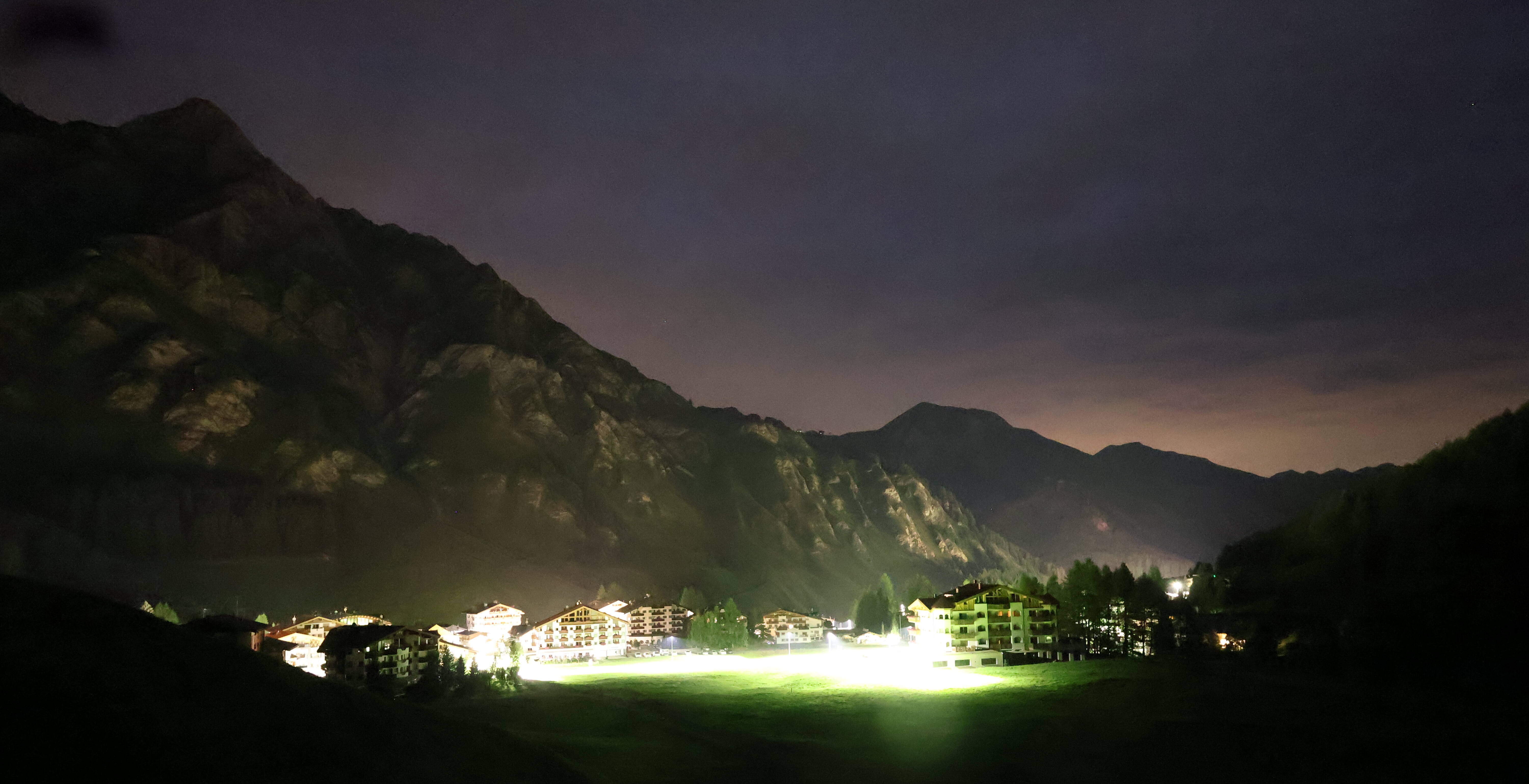Archived image Webcam Samnaun: Village View