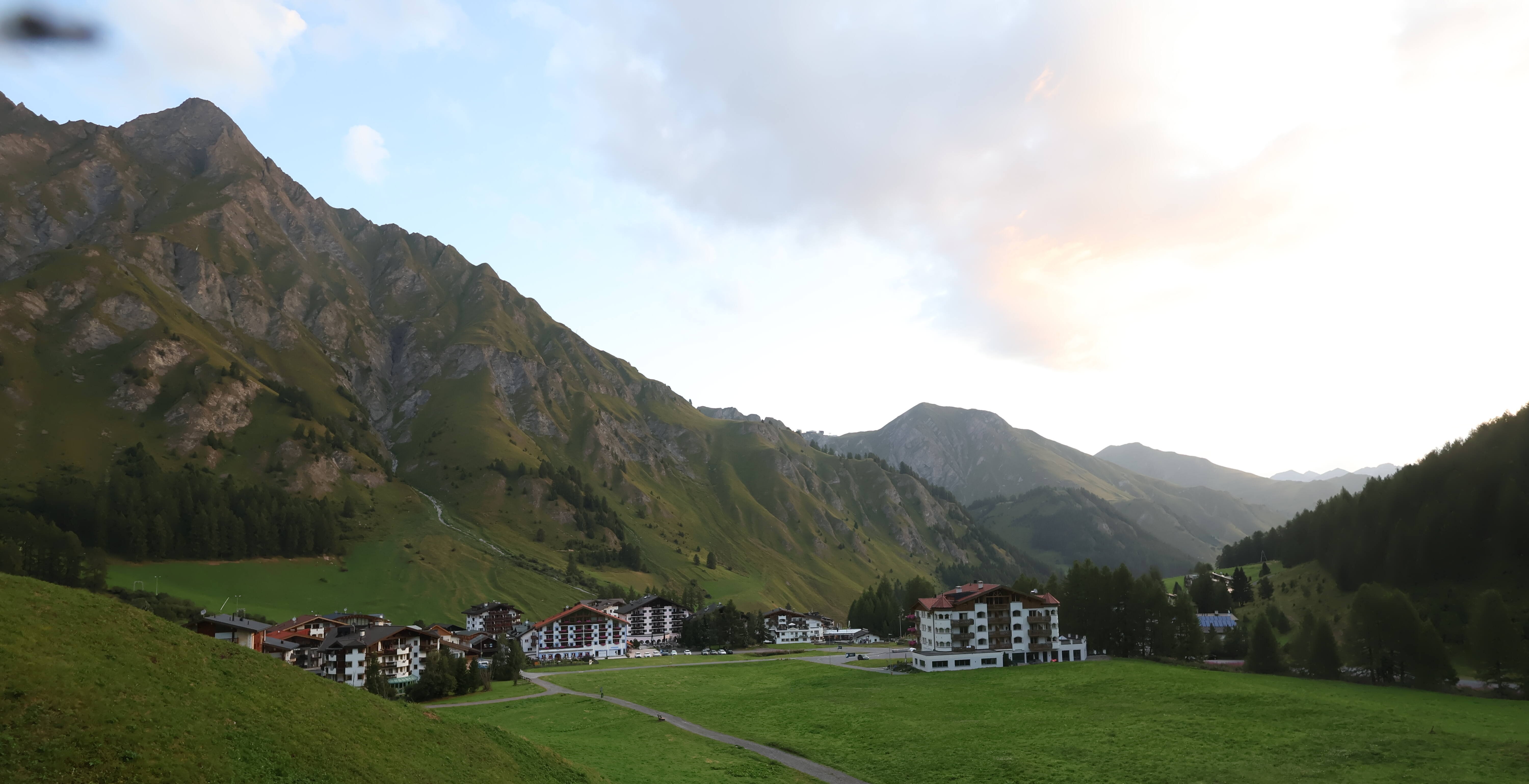 Archived image Webcam Samnaun: Village View