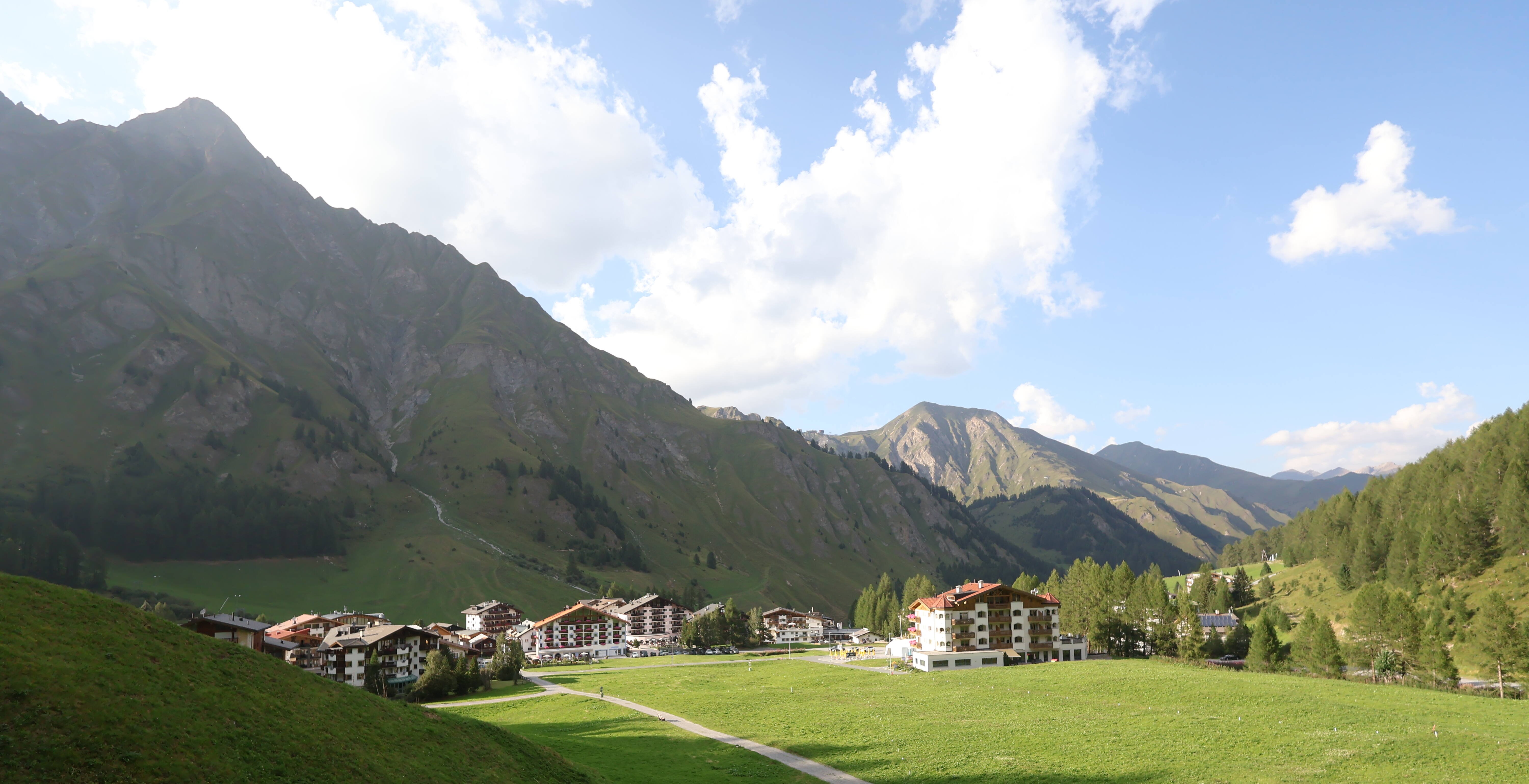 Archived image Webcam Samnaun: Village View