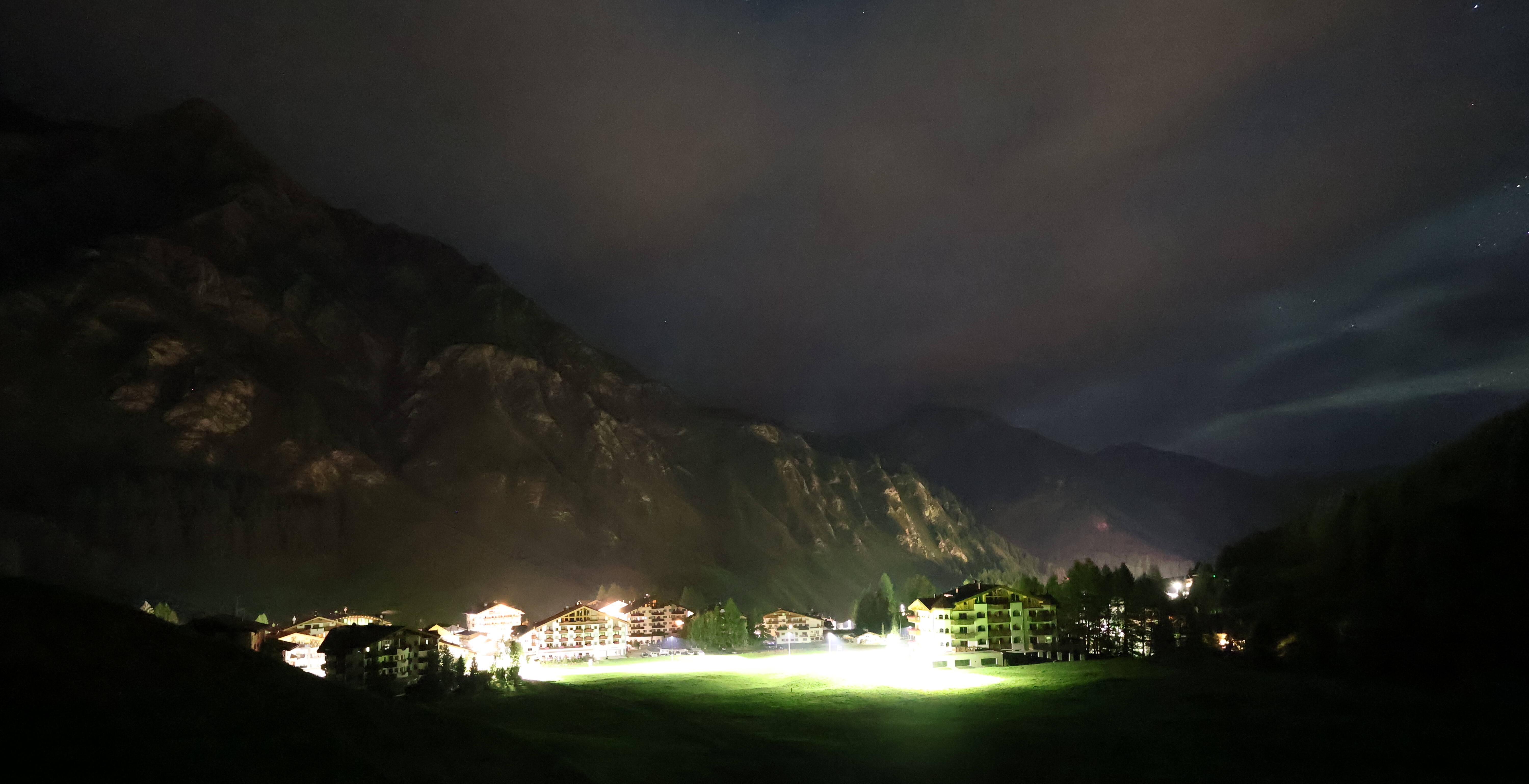 Archiv Foto Webcam Samnaun: Blick auf das Dorf