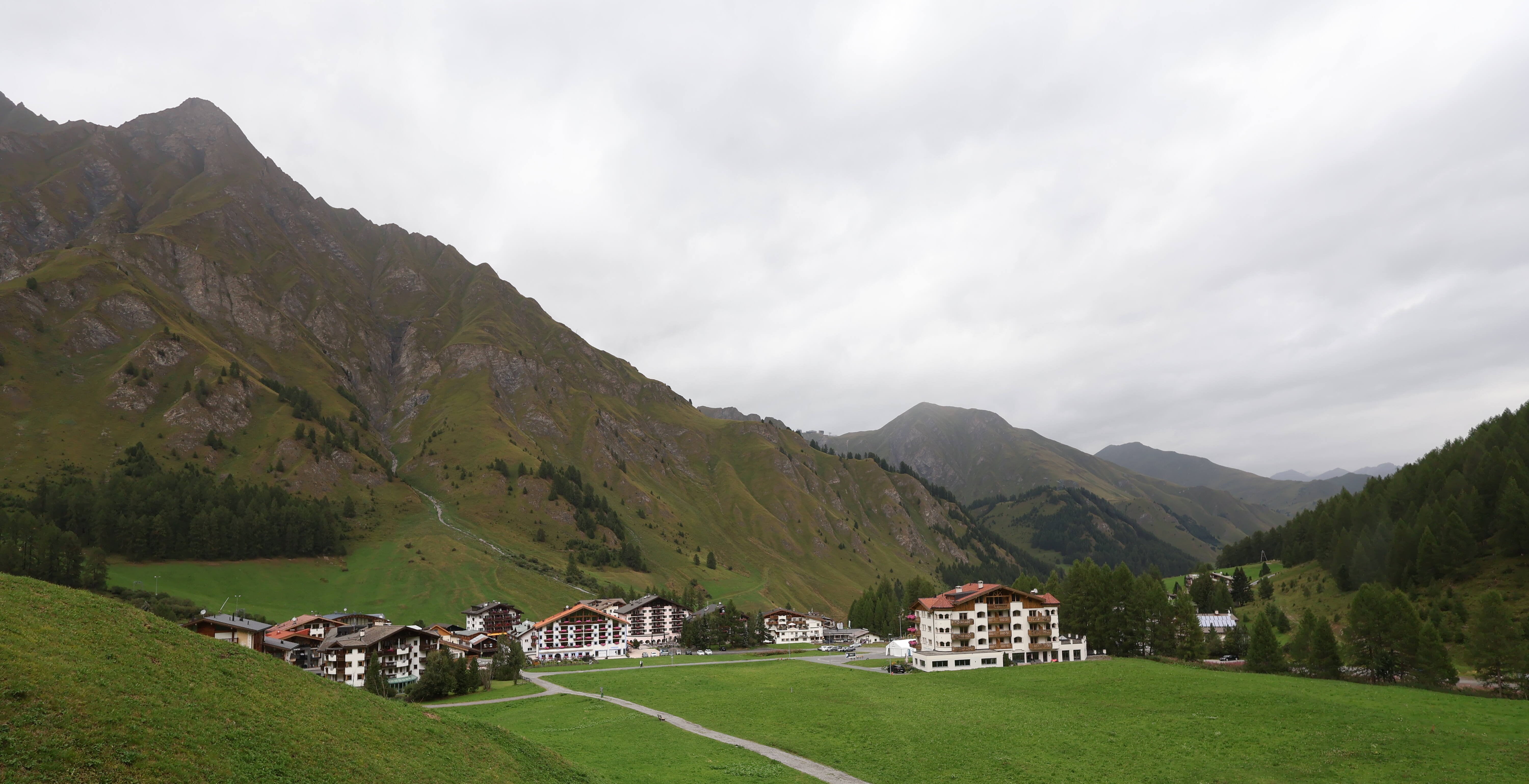 Archiv Foto Webcam Samnaun: Blick auf das Dorf